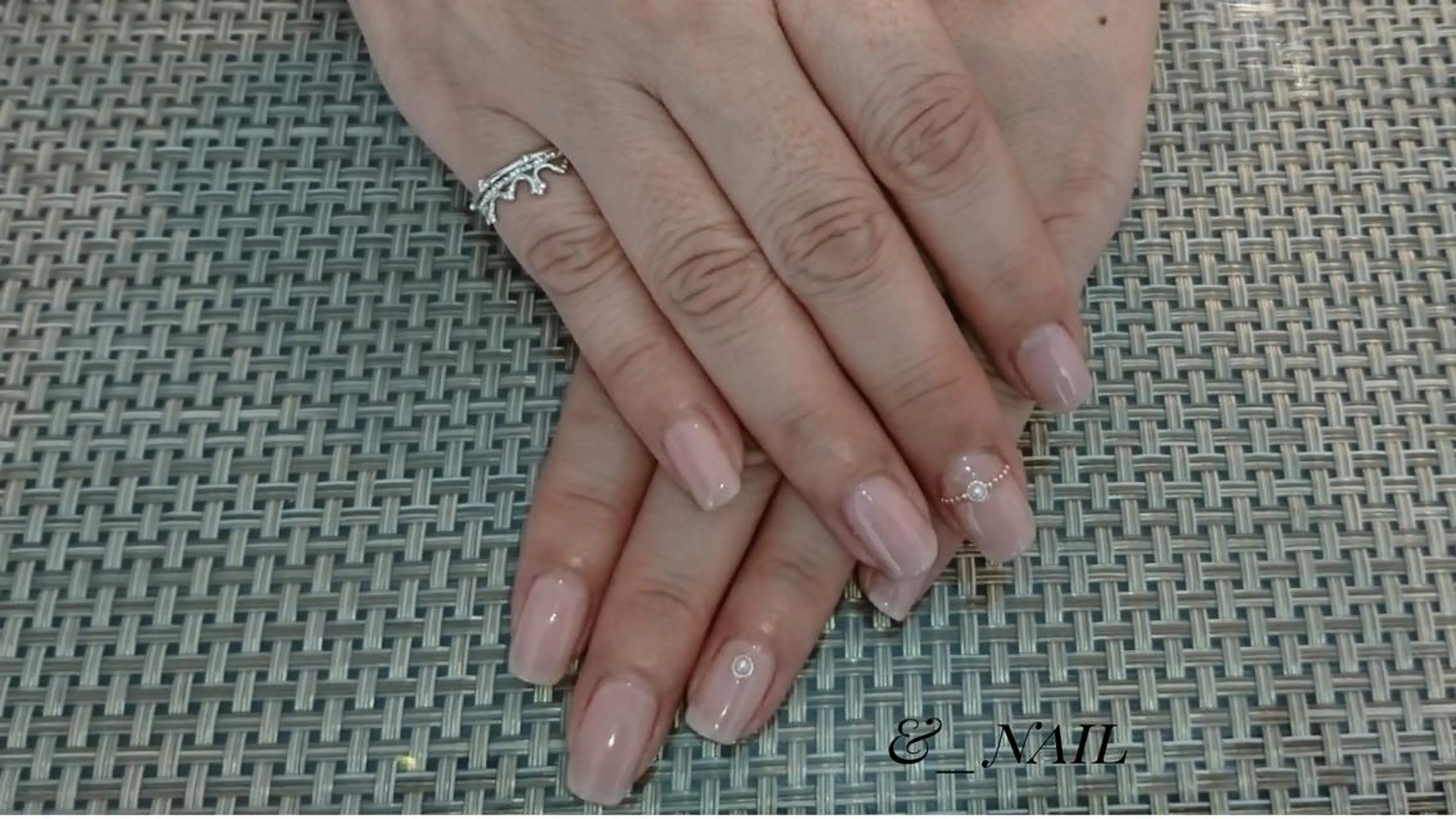 ネイル ハンドネイル & nail アンドネイルのネイルデザイン