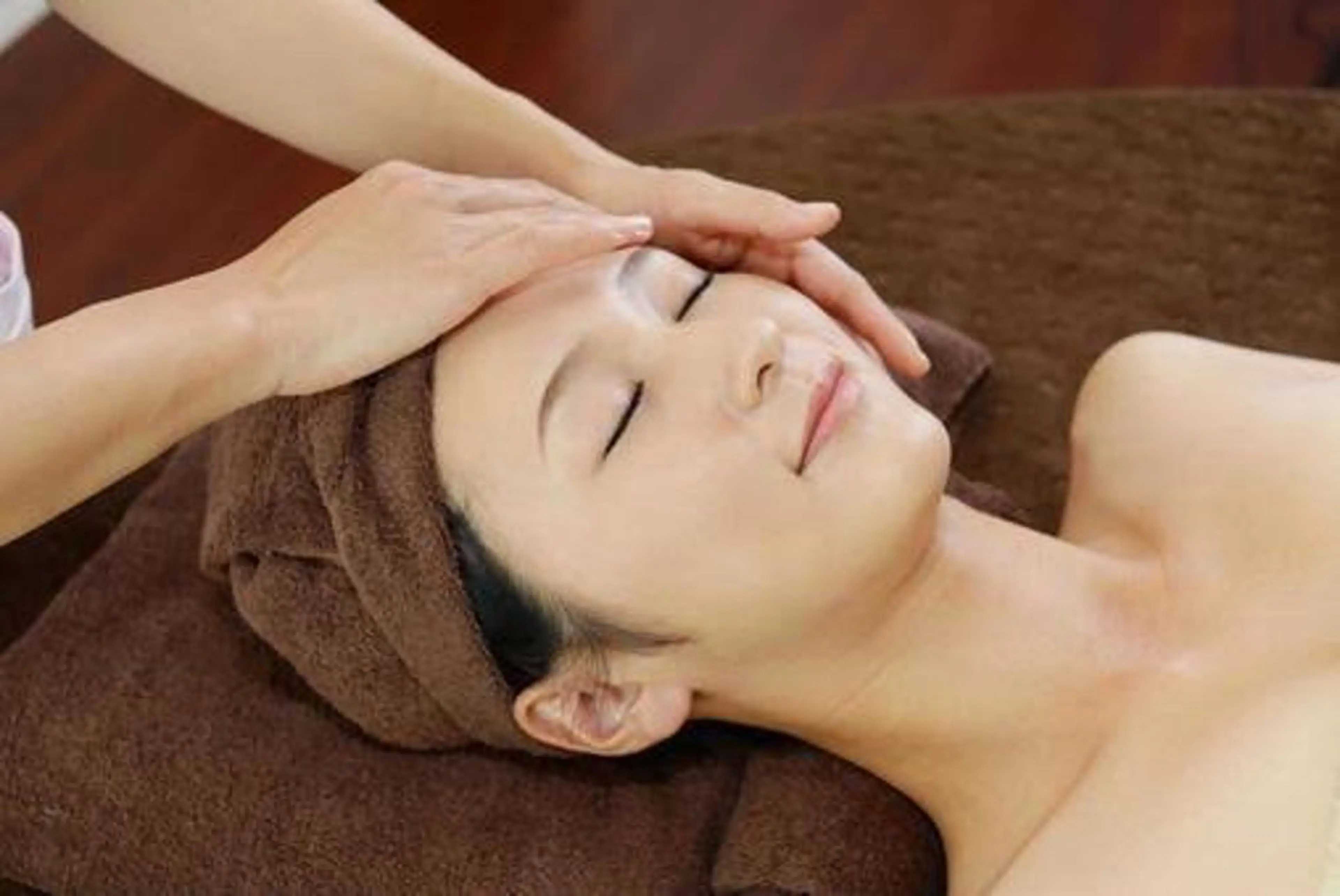 リラ岡本 森園のマツエク・マツパデザイン