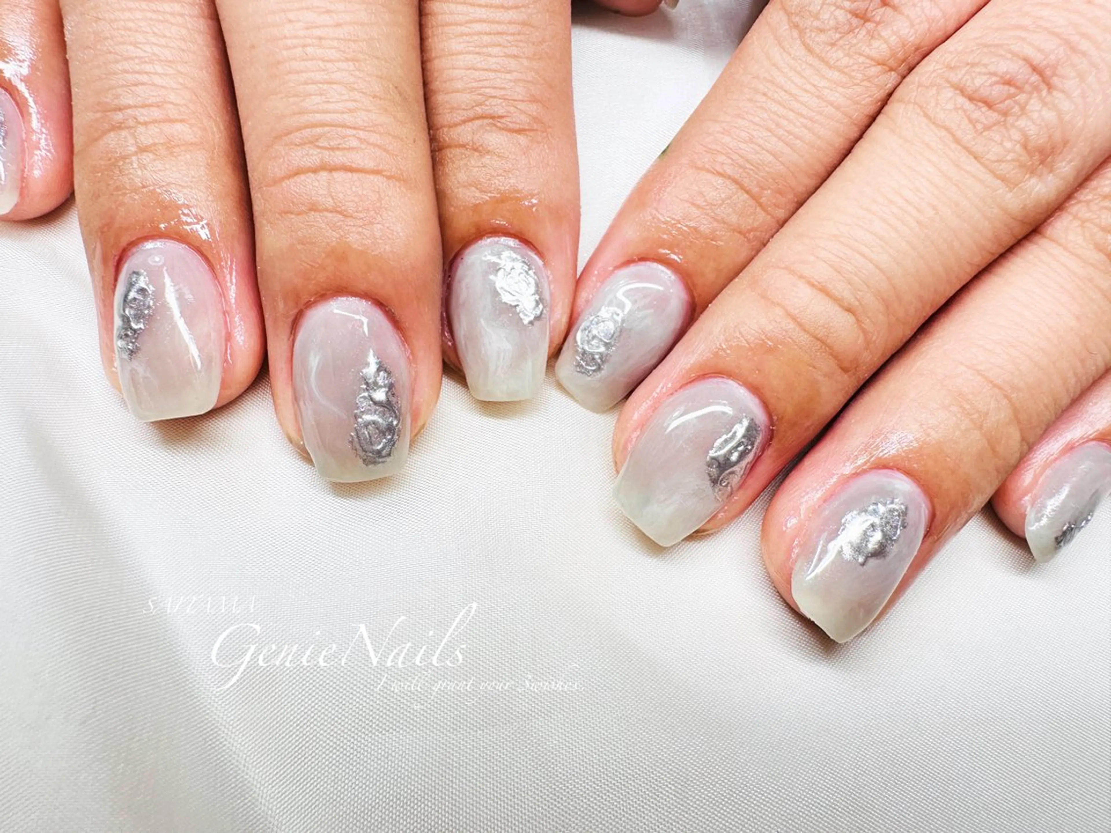 ネイル アートネイル 長さ出し ロングネイル 持ち込み 春ネイル Genie Nailsのネイルデザイン