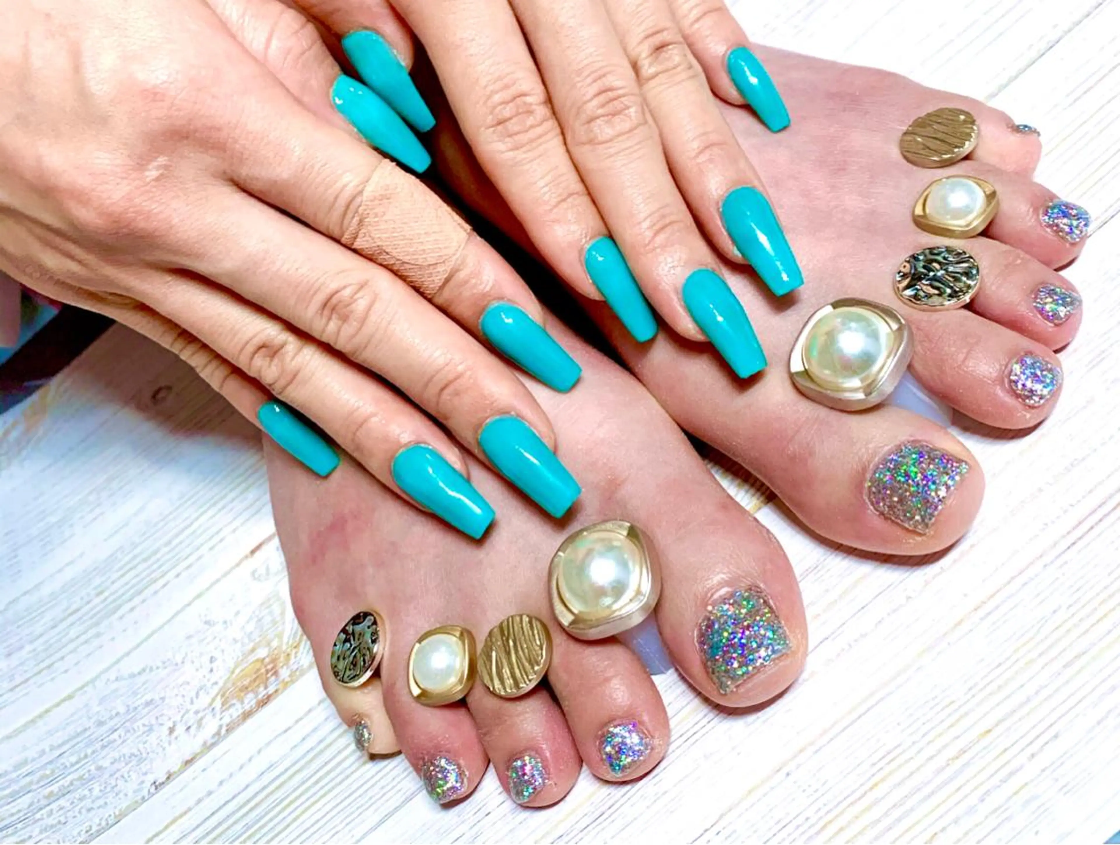 ネイルサロンで使用していた大量のスカルプセット ロングネイルで可愛さ爆発🤯❤️4cmです💅 担当 IIDA #ロング