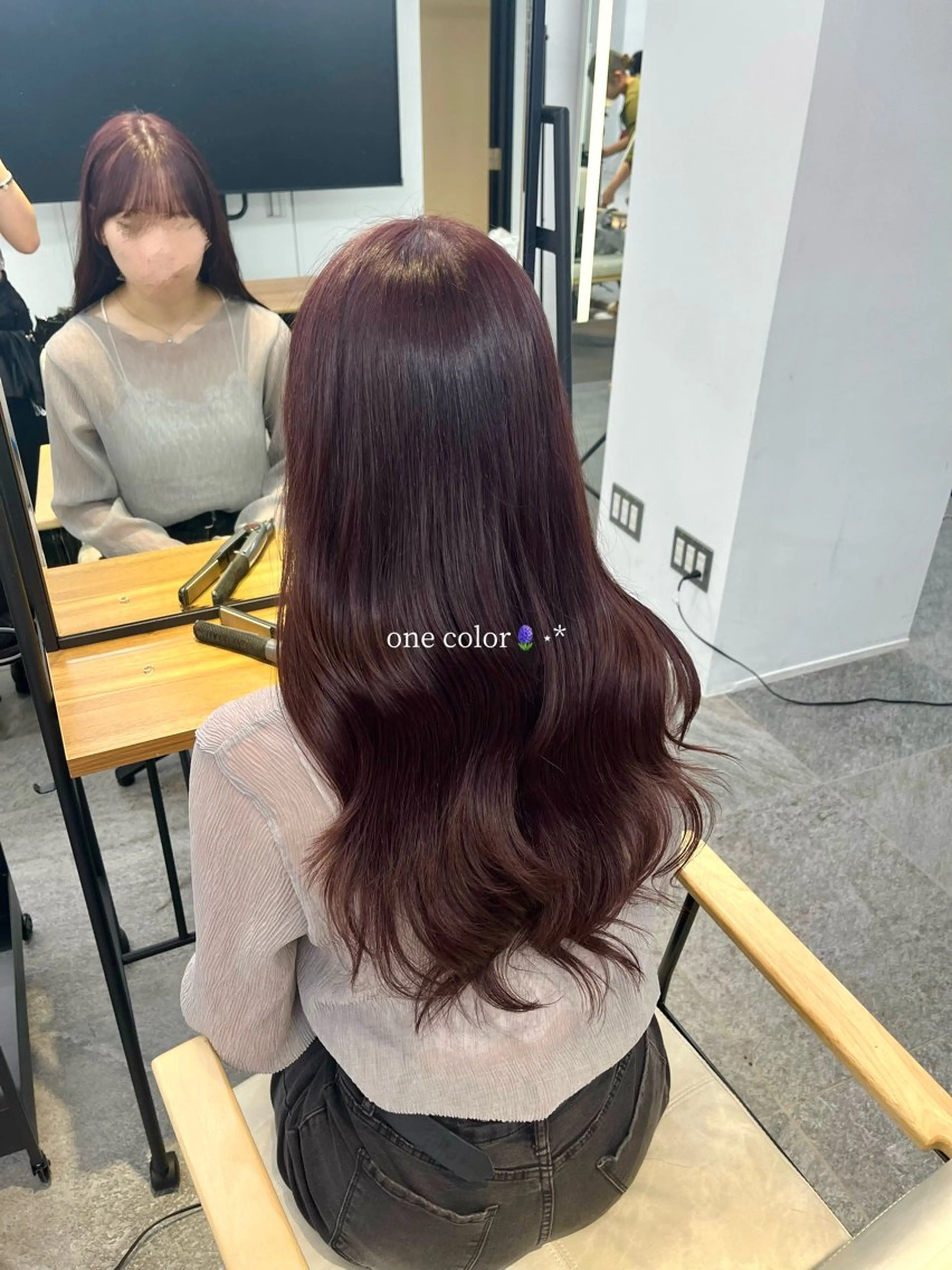 ロング カラー グレージュ ラベンダーカラー ラベンダーグレージュ ラベンダーグレー 𝐇𝐚𝐧𝐚 🤍ྀིのヘアスタイル