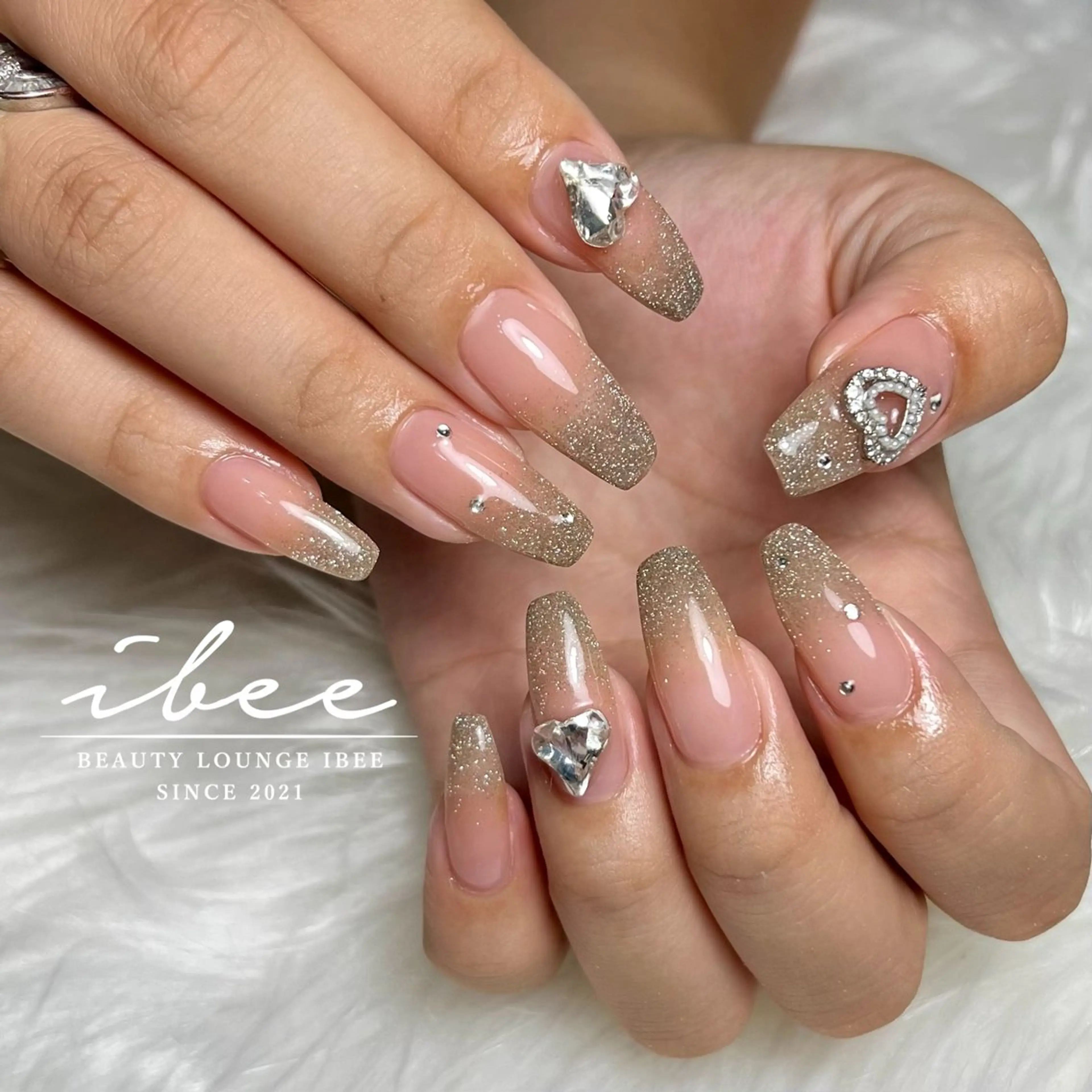 ネイル ハンドネイル ibee nail 🤍yumiのネイルデザイン