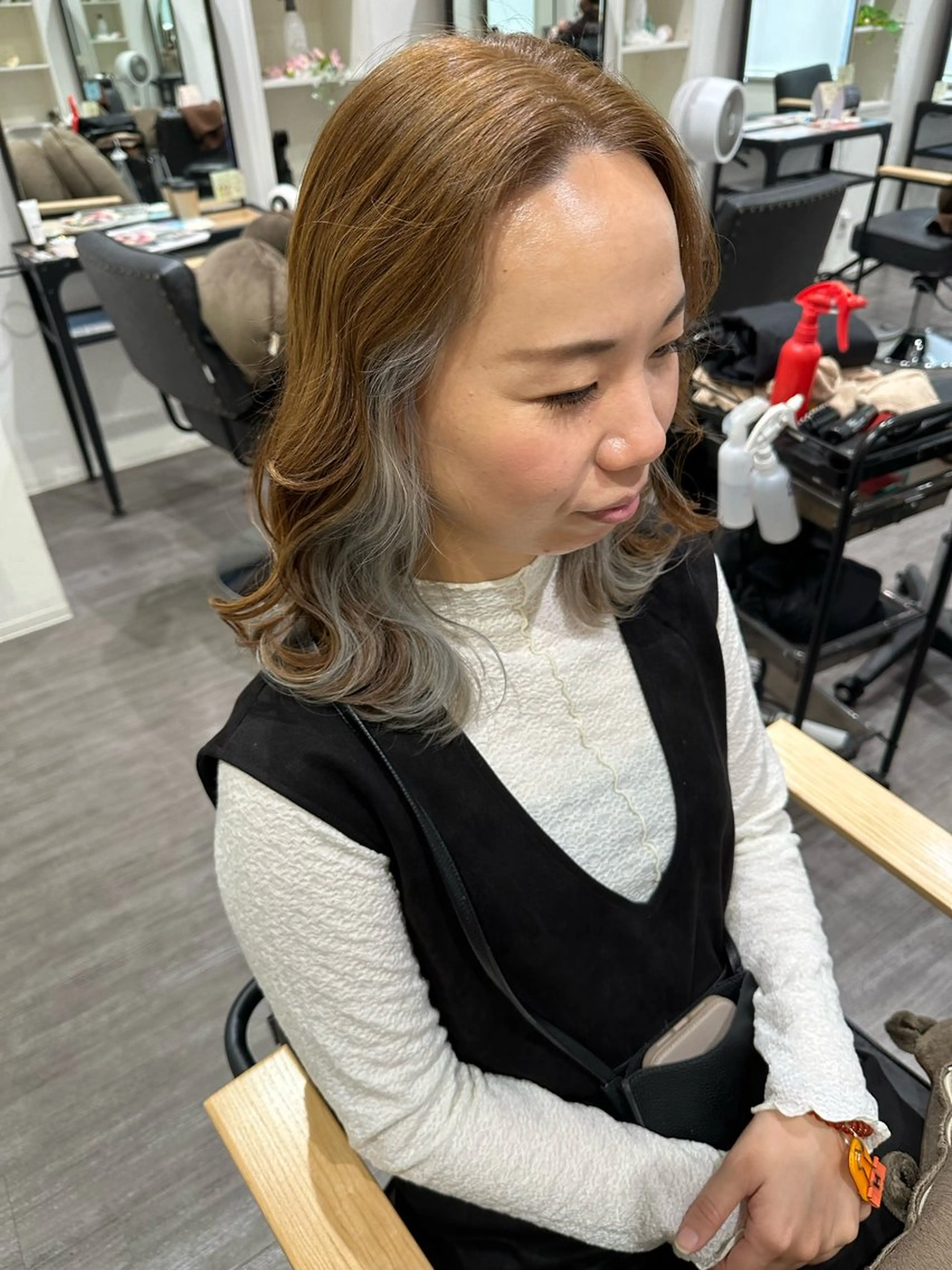 ミディアム カラー ヘアカラー トリートメント 上田 紗也のヘアスタイル