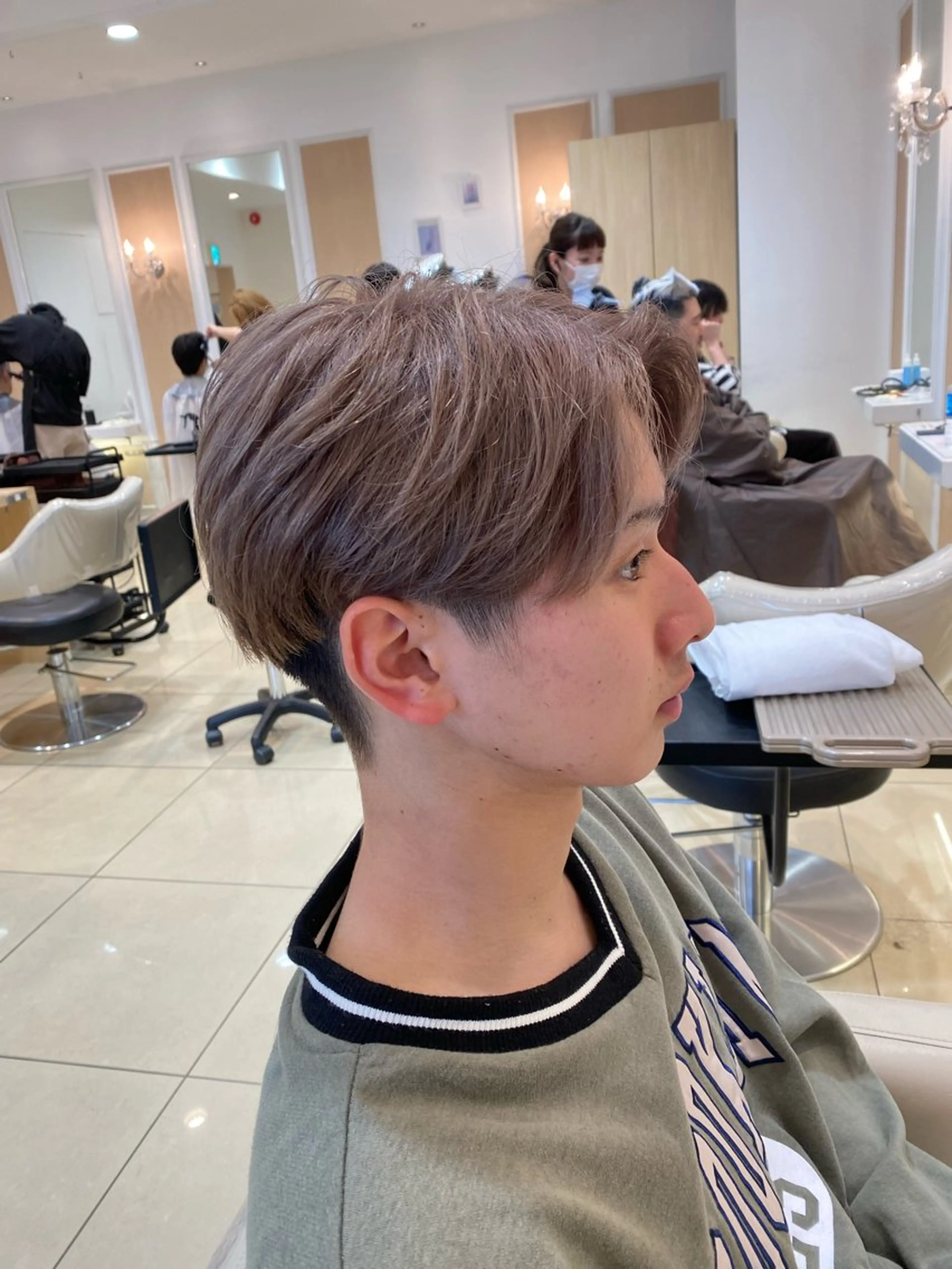 ショート カラー メンズ カット ヘアカラー メンズ特化型美容師 栗山勇人のヘアスタイル