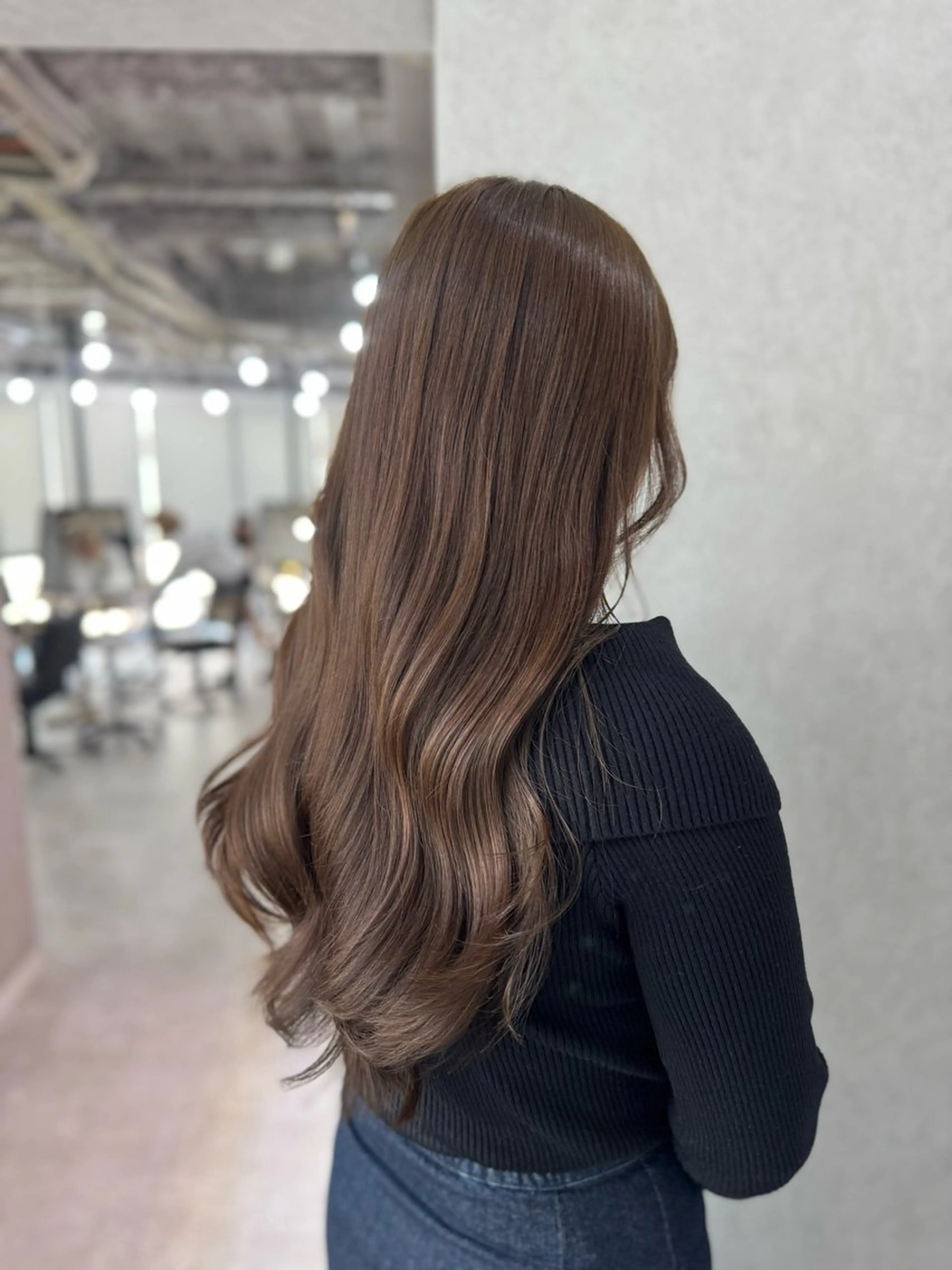 ロング カラー アッシュ アッシュブラウン ベージュカラー 黒髪 ブリーチ カット ヘアカラー トリートメント 赤み無し柔らかカラー 【梅田】madokaのヘアスタイル