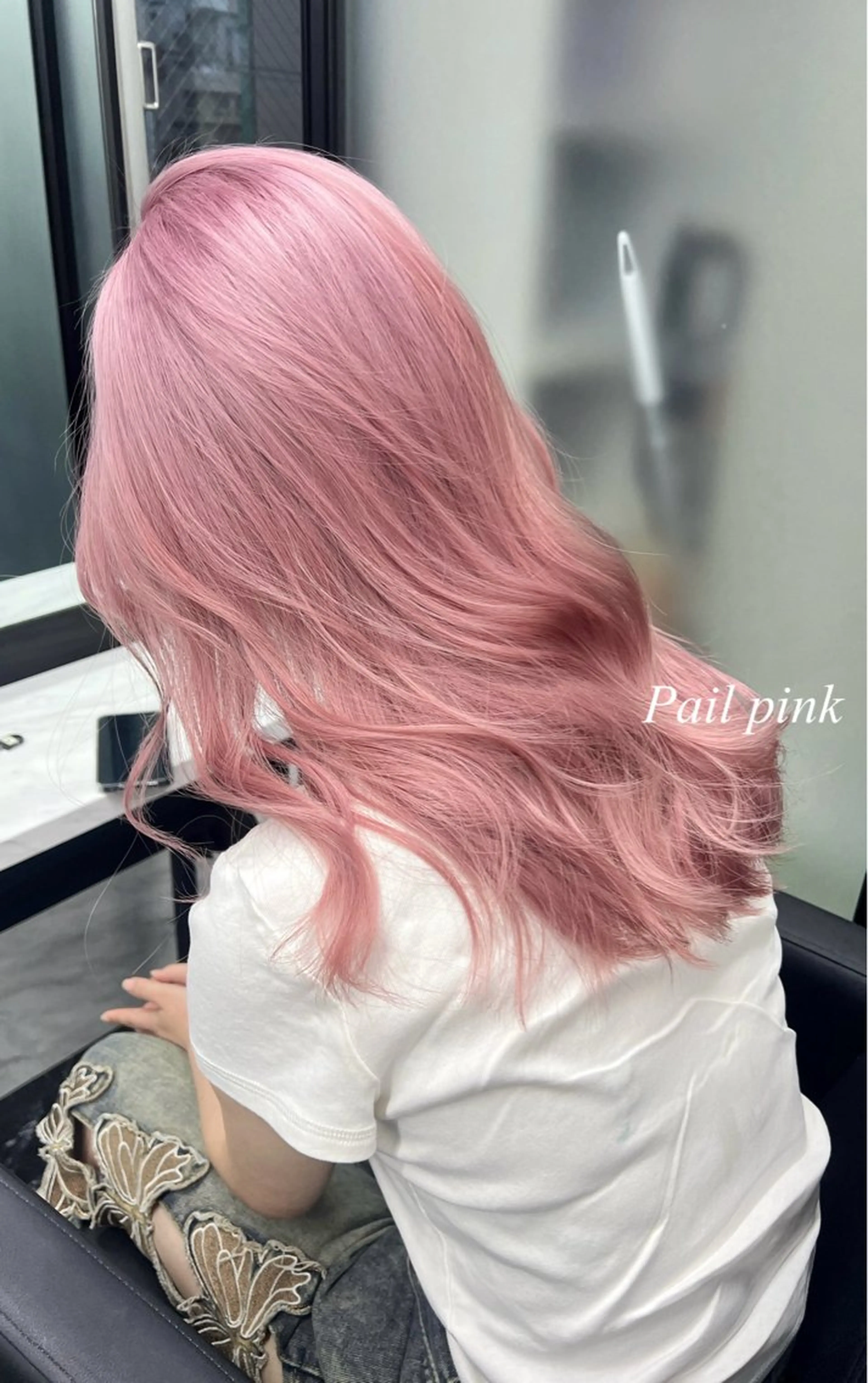 セミロング カラー シールエクステ ハイトーンカラー エクステ ヘアカラー シールエクステ特化 ハイトーン、NANAのヘアスタイル