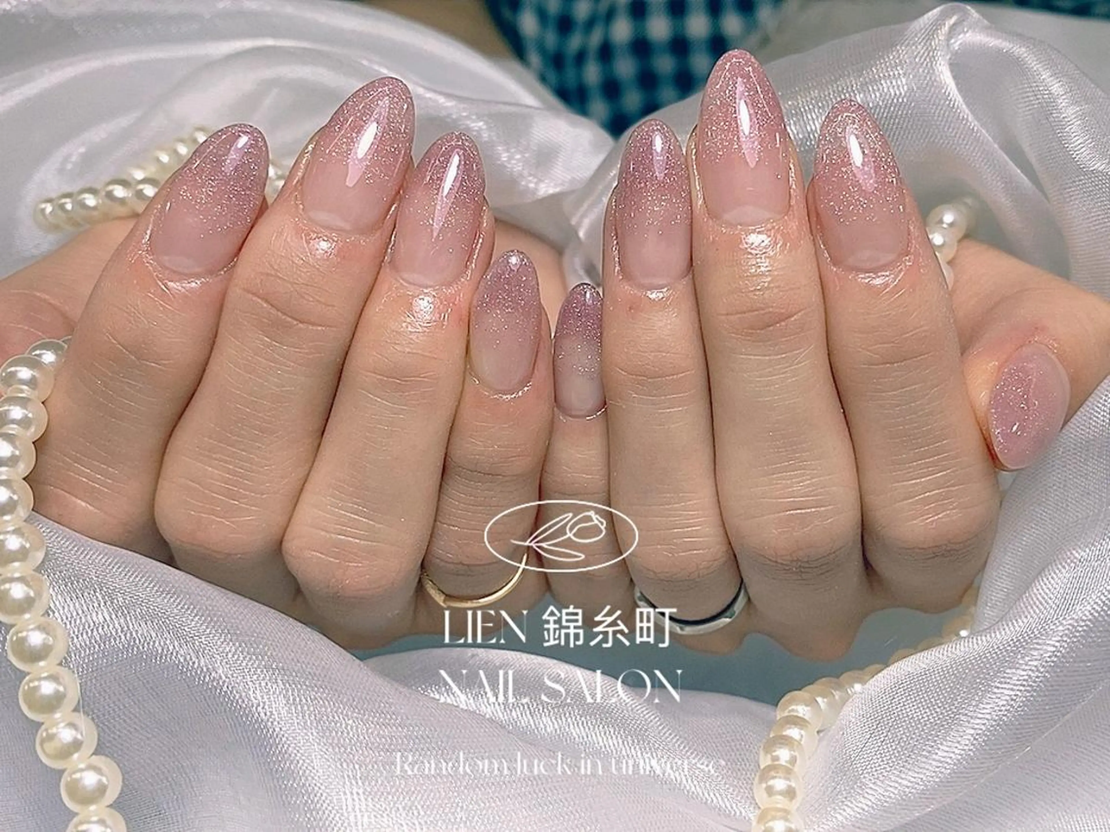 ネイル ラメ(グリッター) ラメグラデーション ハンドネイル Lien  _リエン リエンのネイルデザイン