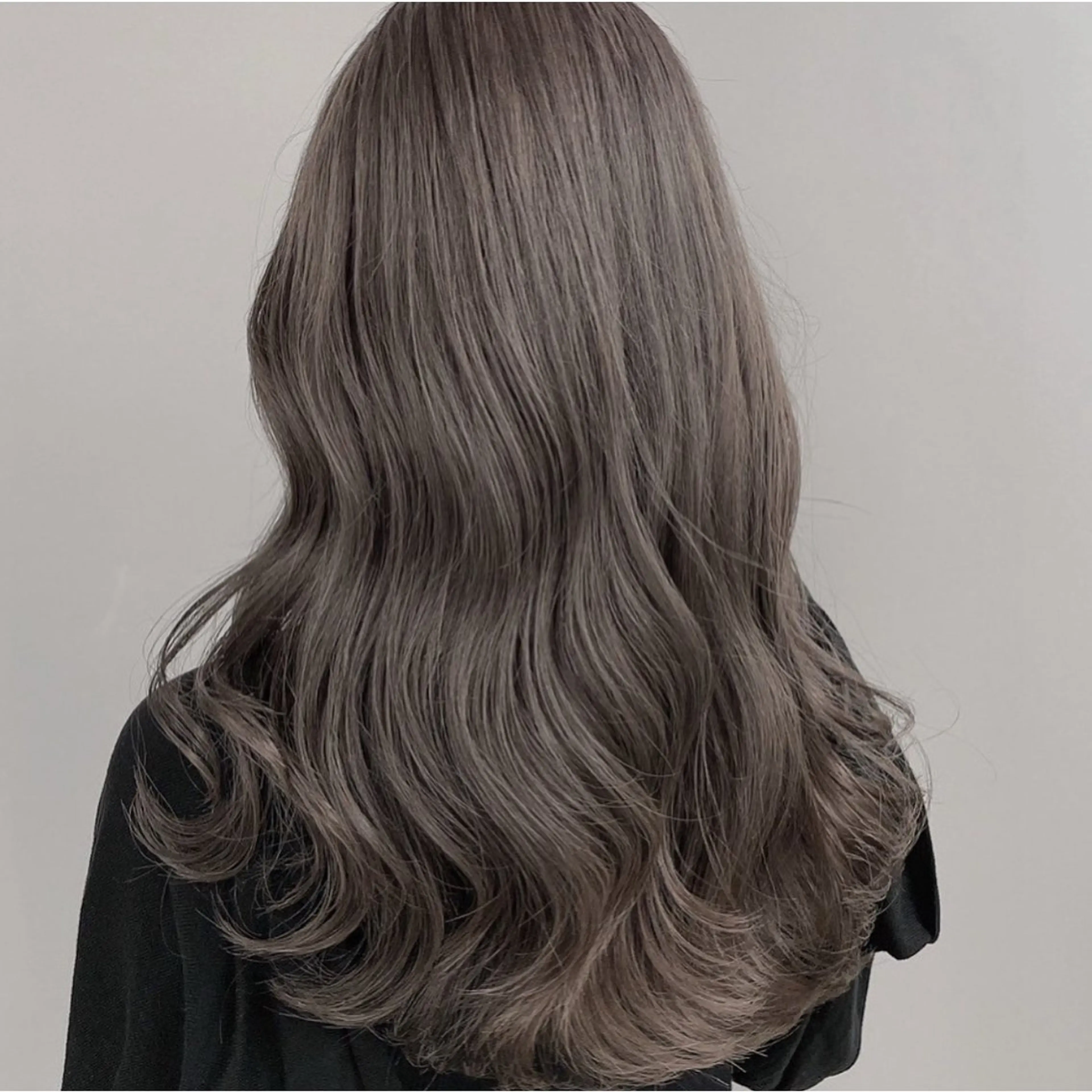 ロング カラー 村田 亜衣のヘアスタイル