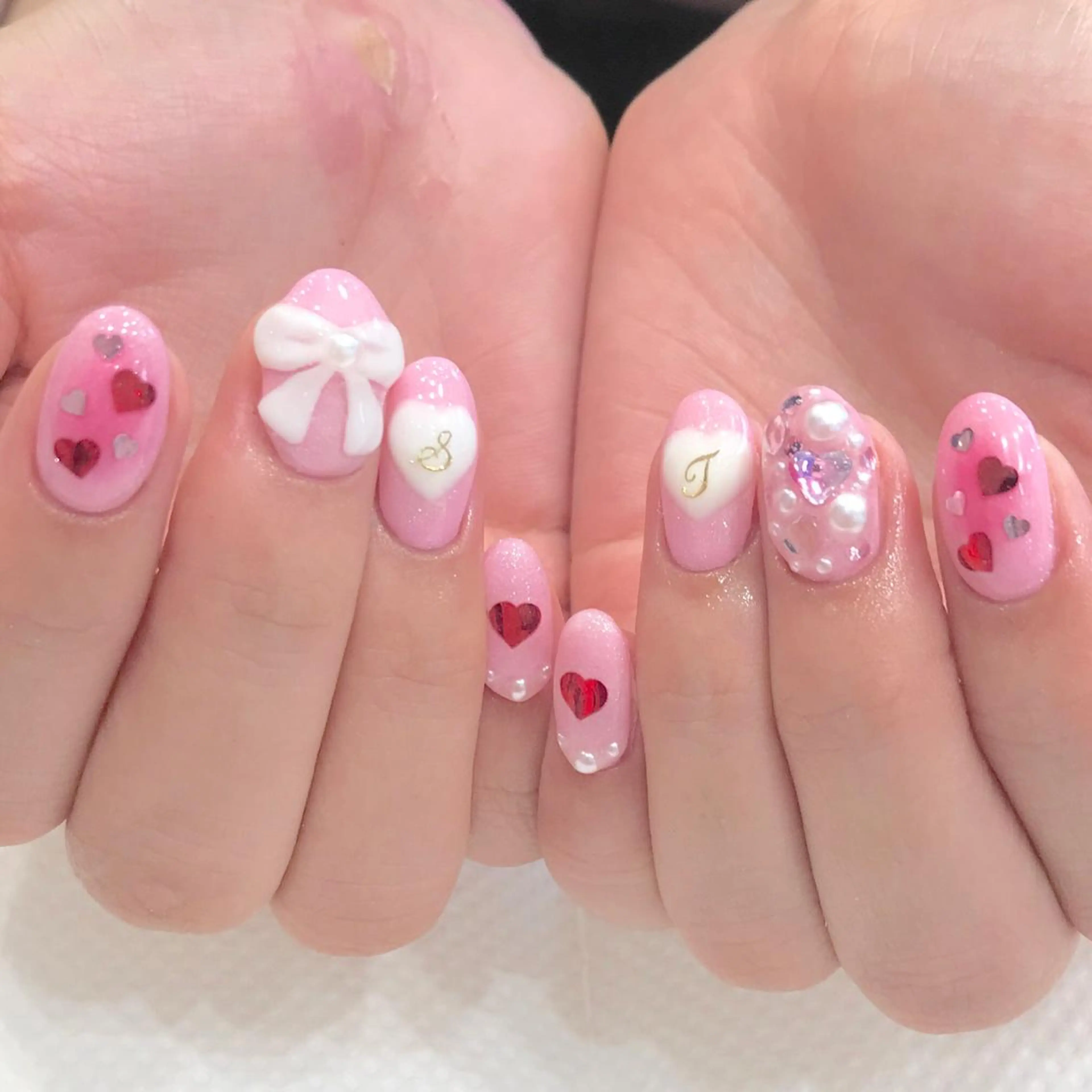 ネイル ハート リボン Ash関内ネイリスト 荒木のネイルデザイン