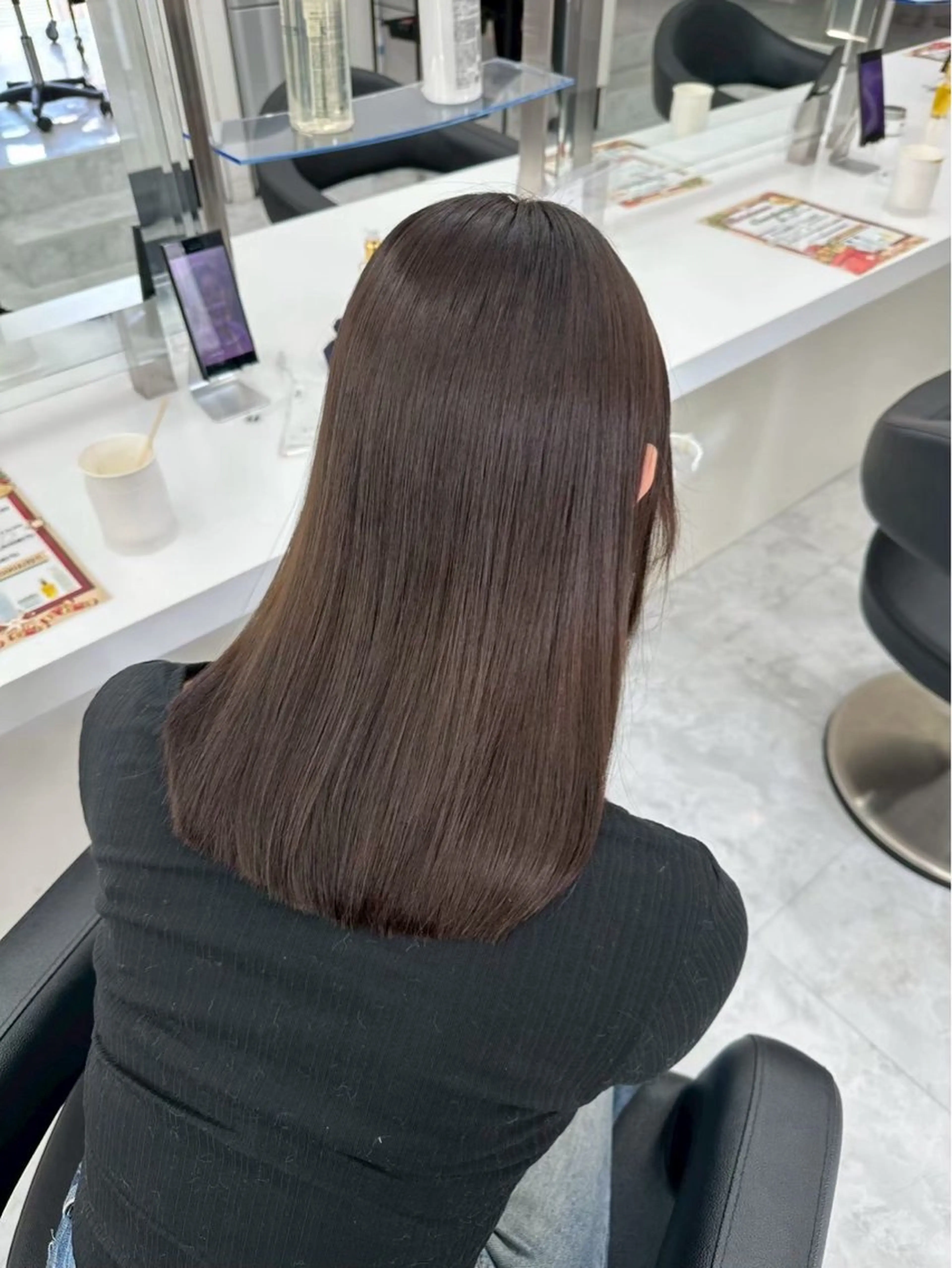 カラー 髪質改善 ヘアカラー トリートメント 🤍赤みのない透明感 カラー🤍MEIのヘアスタイル