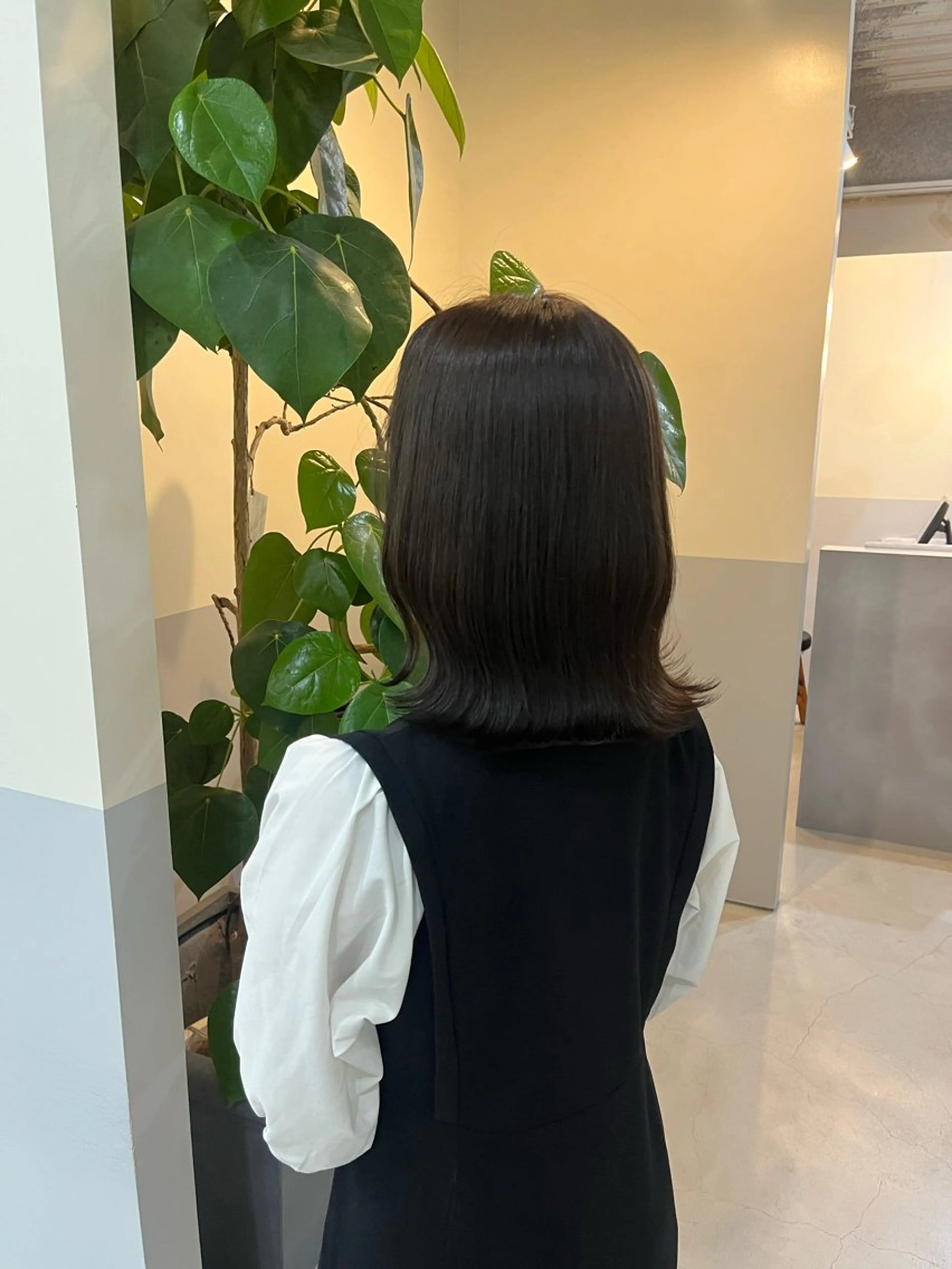 ミディアム 神谷 夏帆のヘアスタイル