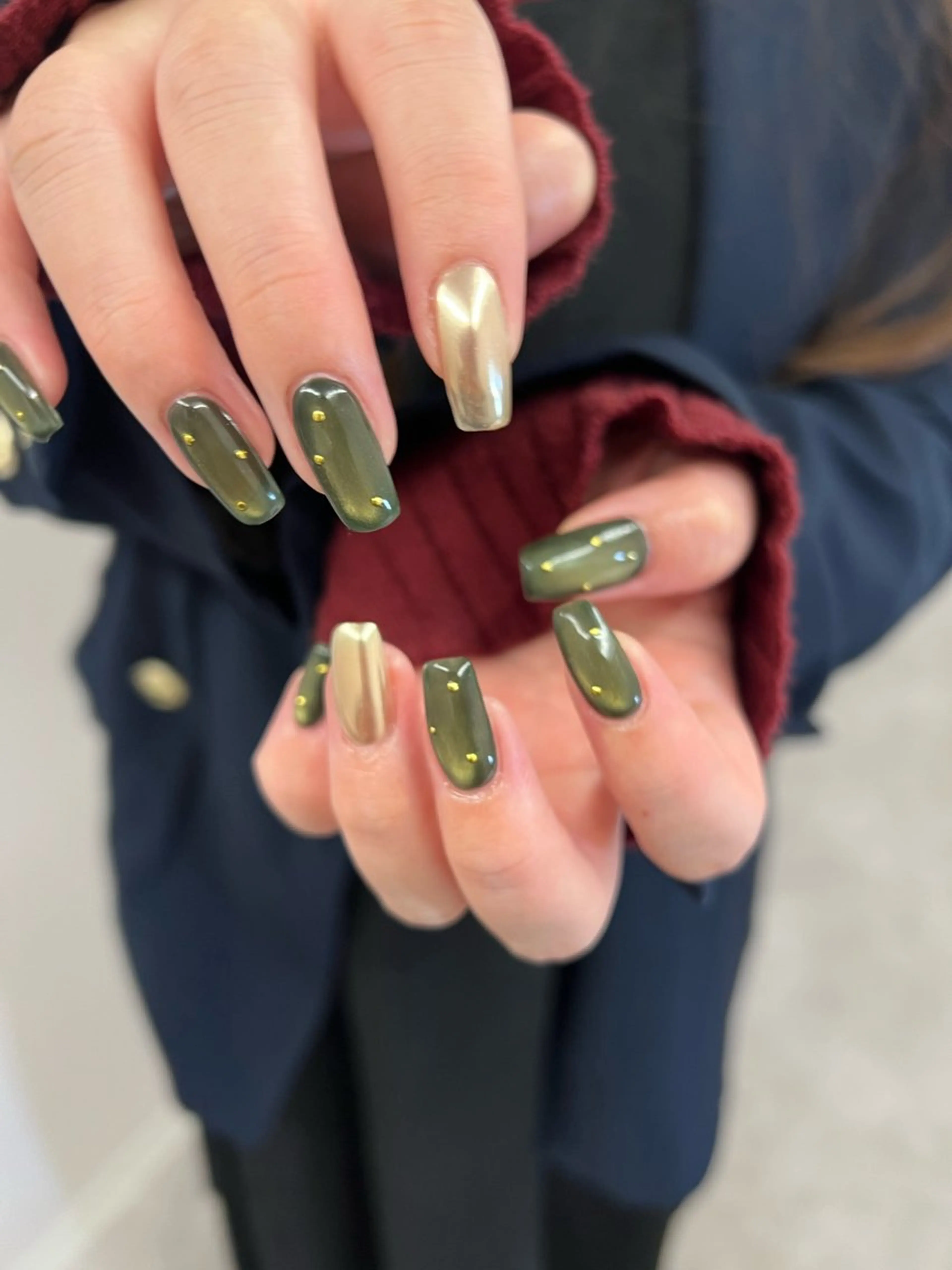 ネイル ジェルネイル ゴールド マグネットネイル ミラーネイル ニュアンスネイル ハンドネイル ハンドケア Bana_ Nailのネイルデザイン