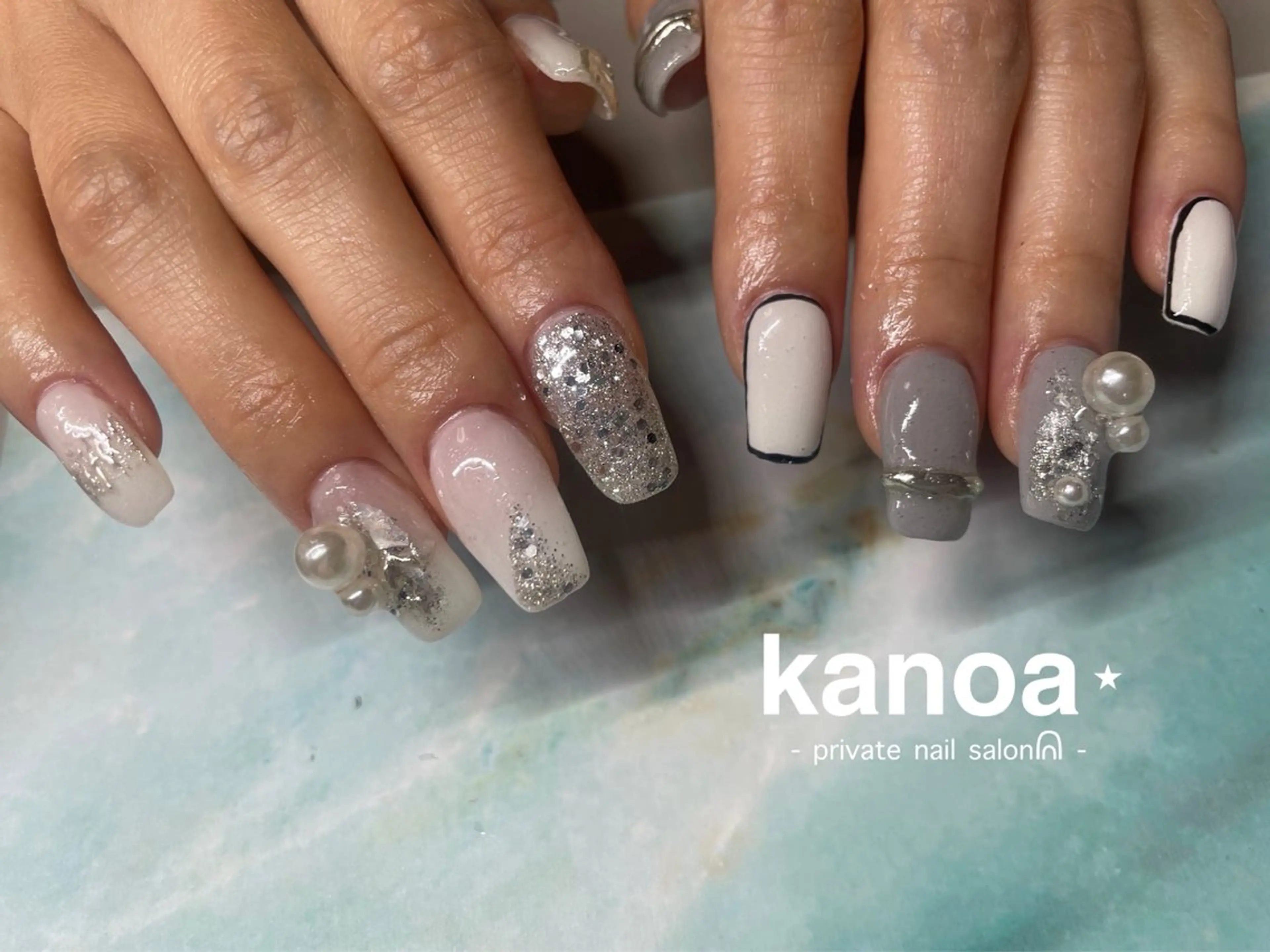 ネイル ラメ(グリッター) ミラーネイル ニュアンスネイル kanoa nailのネイルデザイン