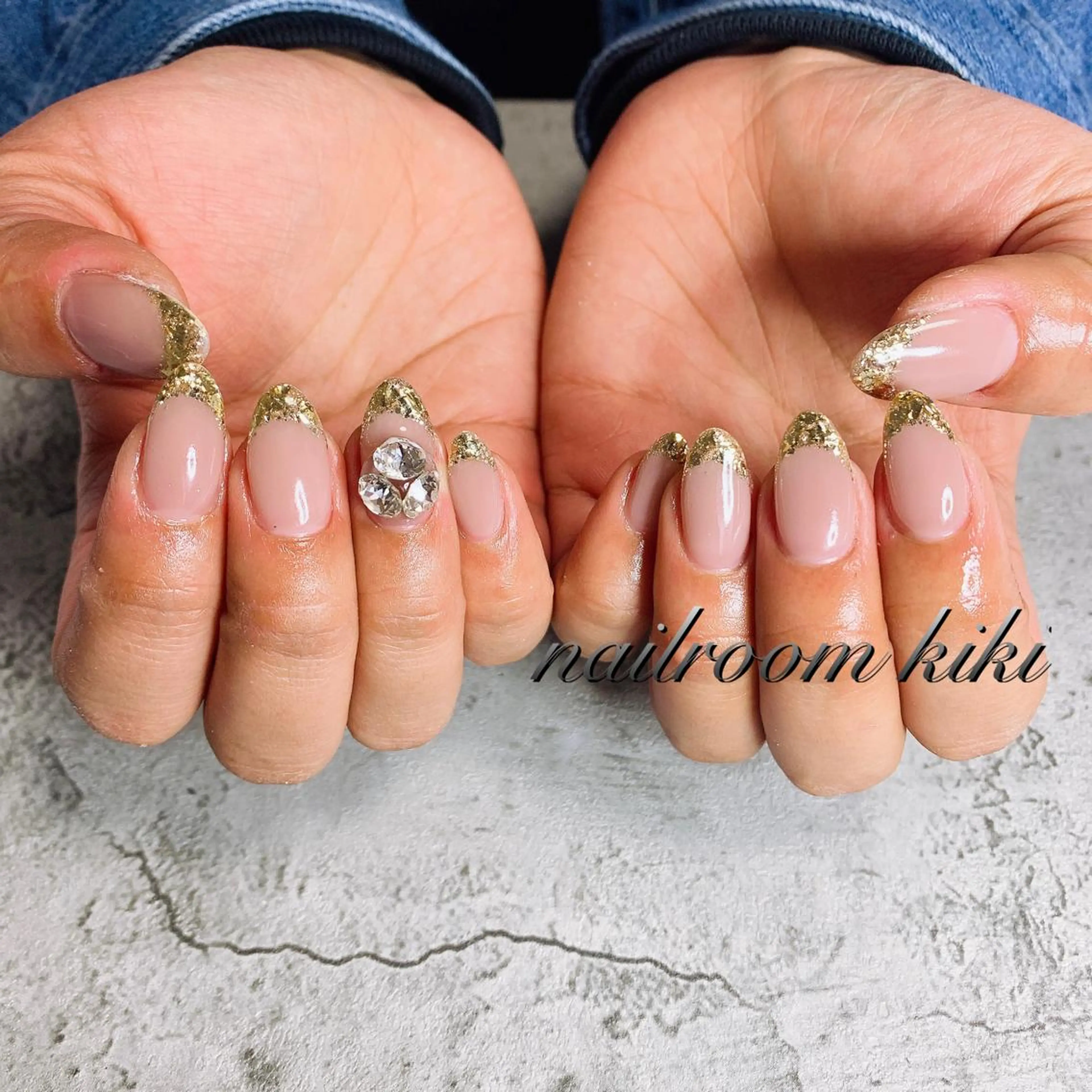ネイル フレンチネイル ガラスフレンチ Salon de kiki所属・Salonde kikiのネイルデザイン