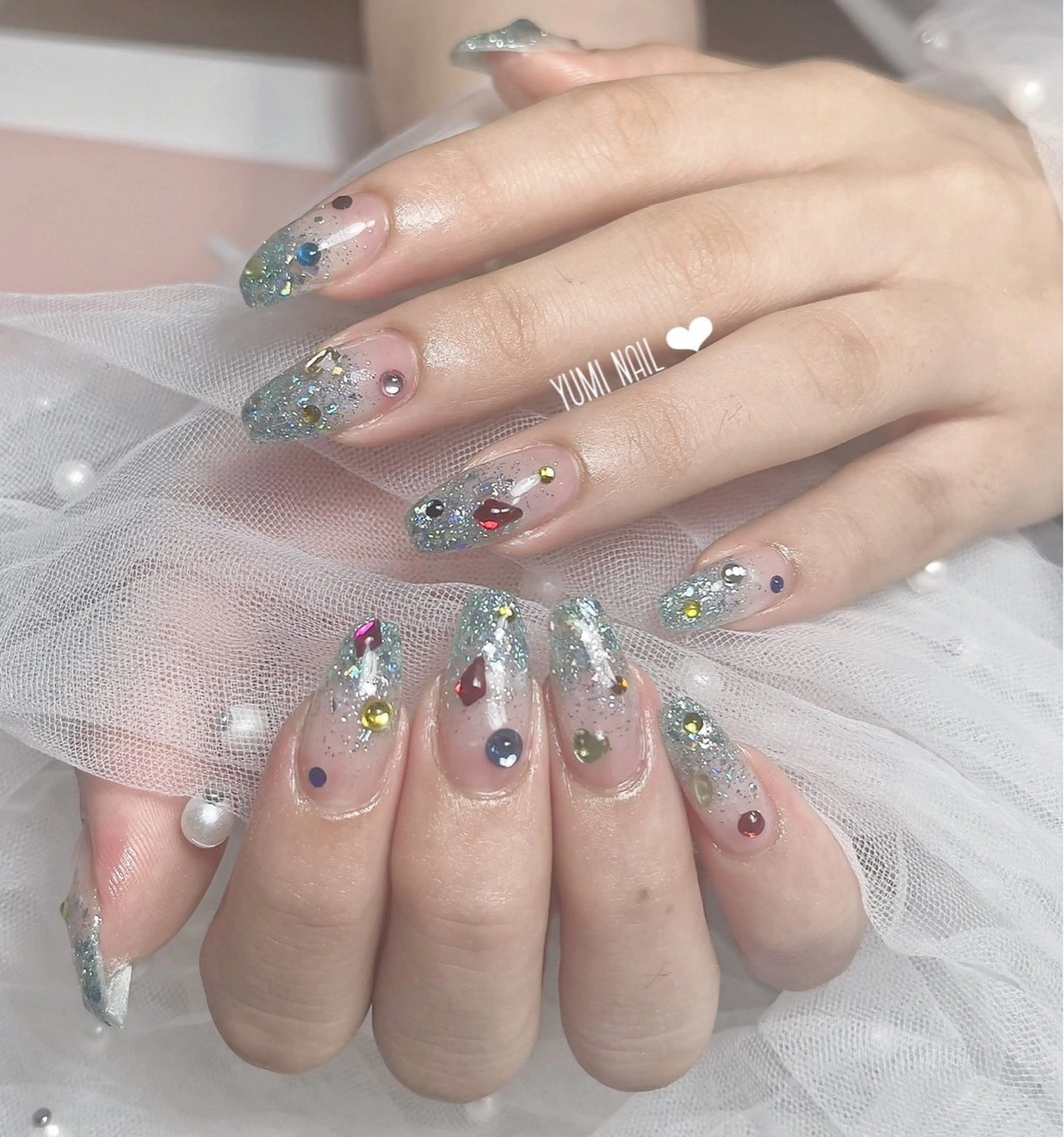 ネイル ハンドネイル 𝐲𝐮𝐦𝐢🎀 デザイン長さ出し専門のネイルデザイン