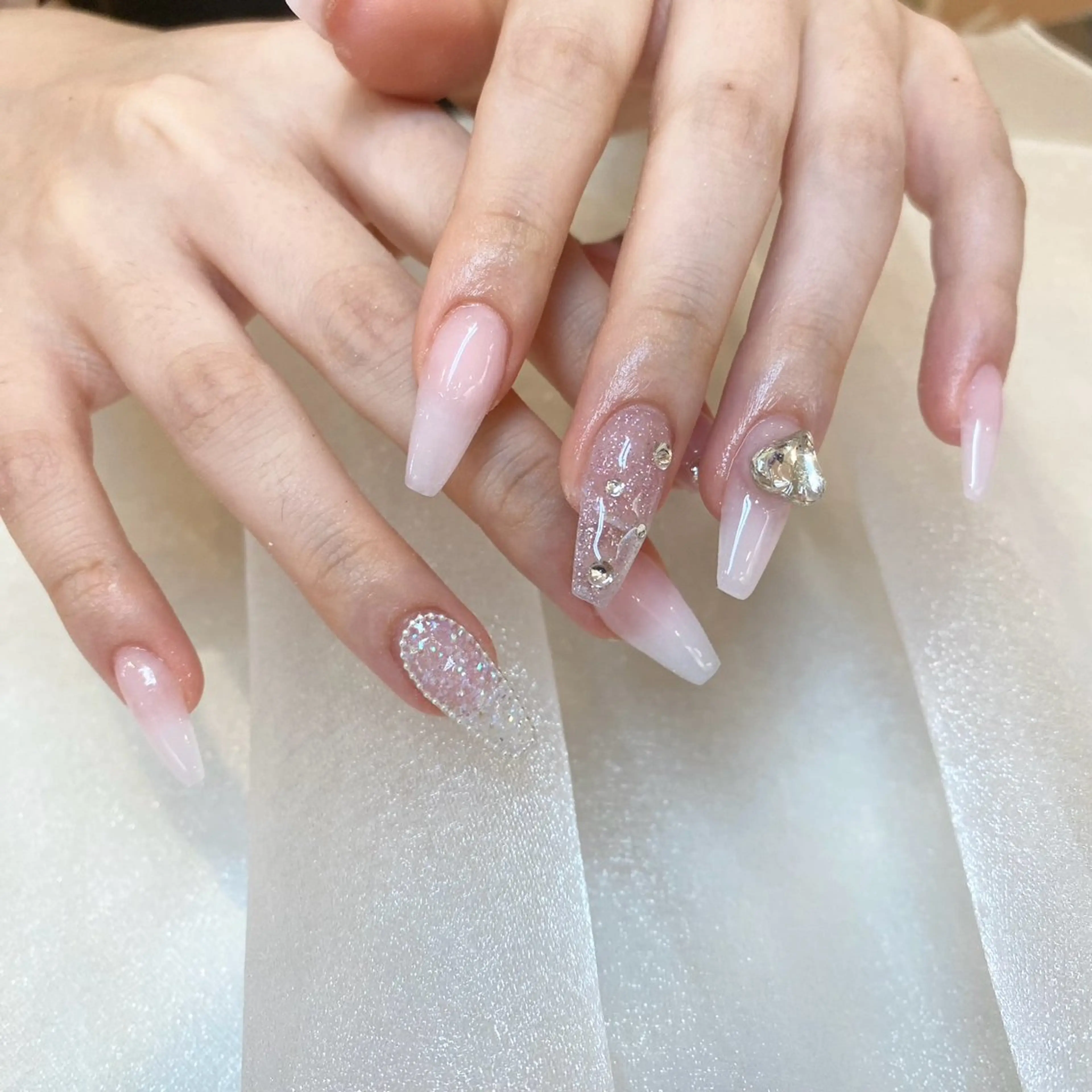 ネイル ハンドネイル LOVE NAIL SAEのネイルデザイン