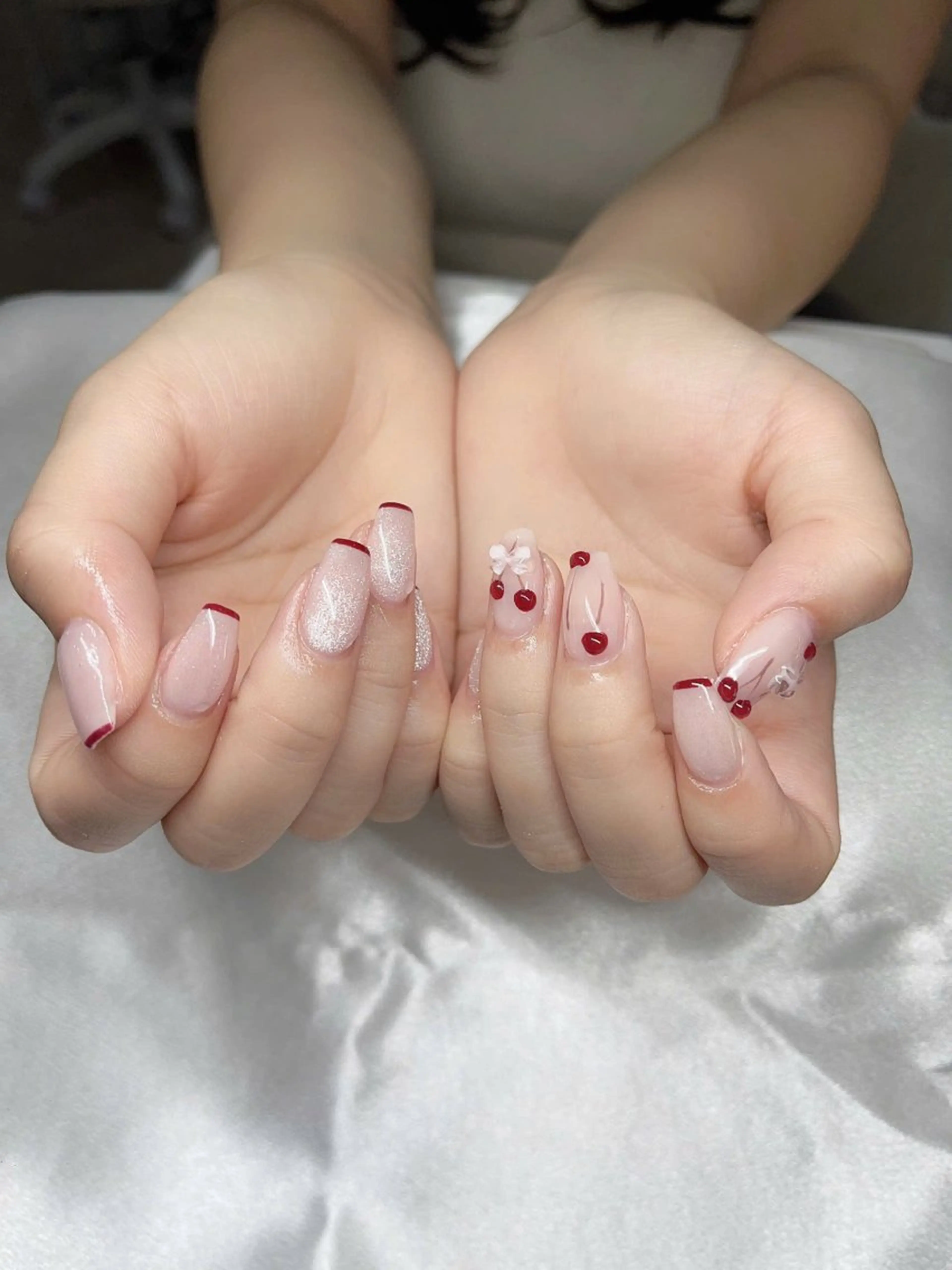 ネイル アニマル柄 オーロラネイル チークネイル フラッシュネイル ジェルネイル ハンドネイル T.A Nail Salon所属・Lyna Nail のネイルデザイン