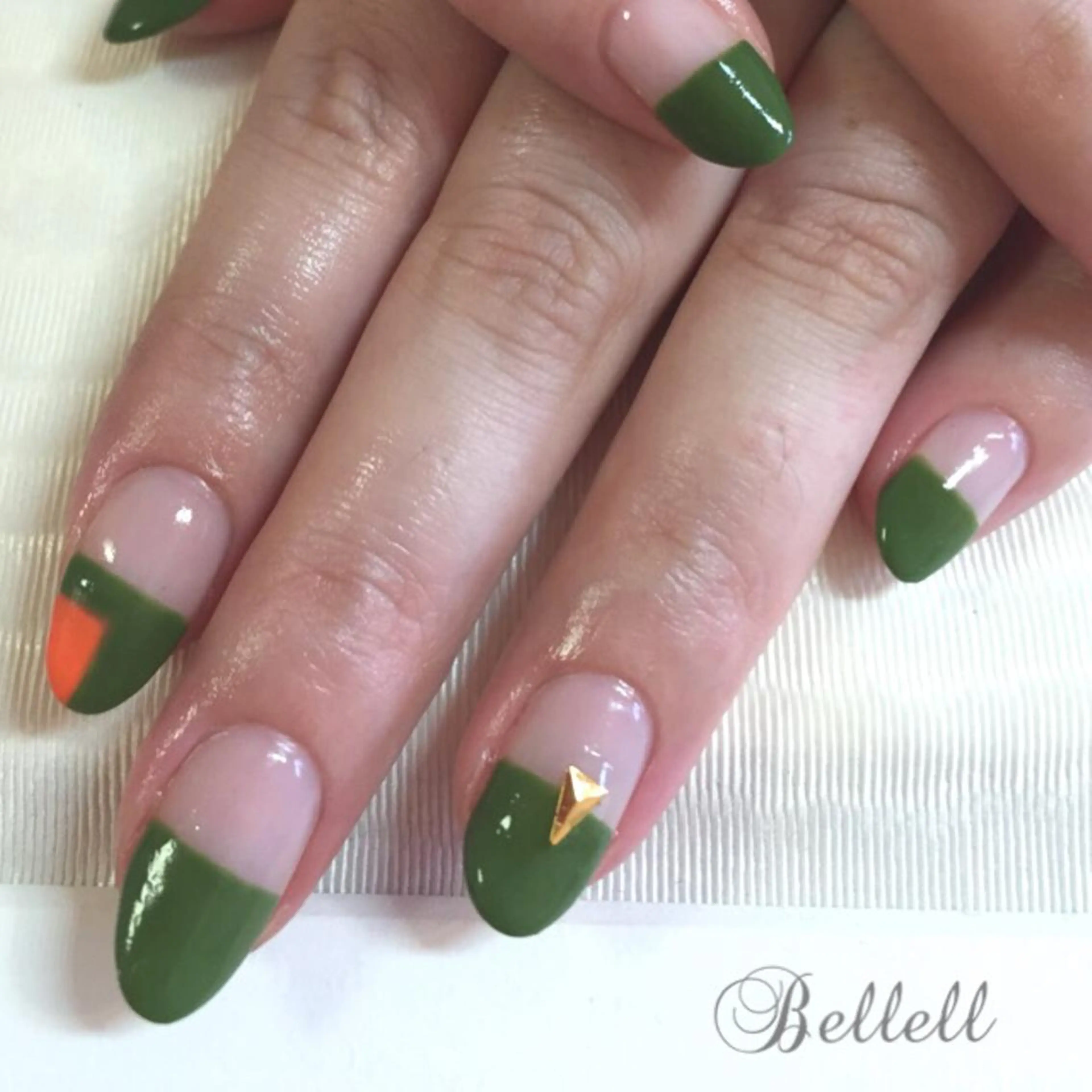 ネイル 青木 綾子のネイルデザイン