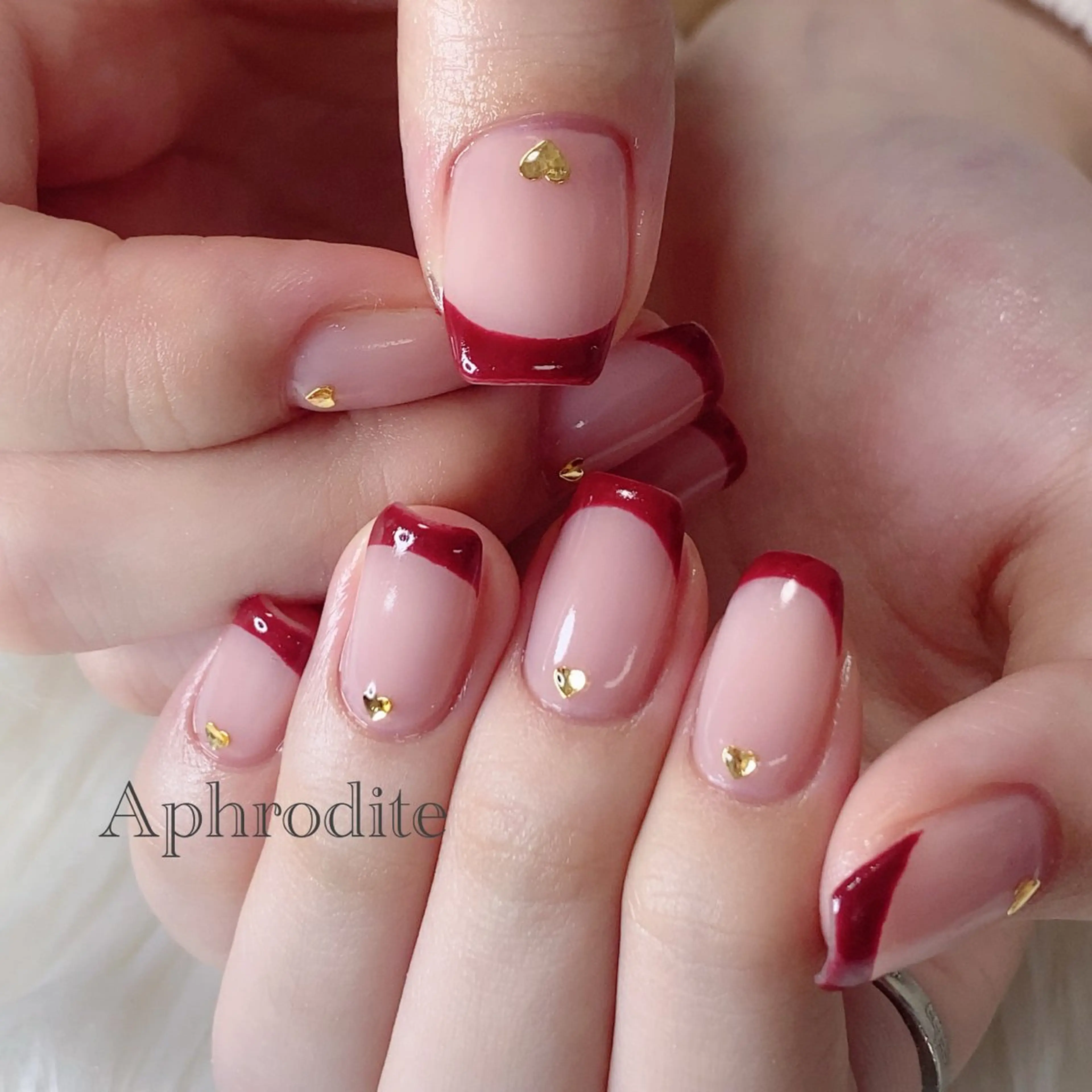 ネイル Aphrodite パラジェル認定サロンのネイルデザイン