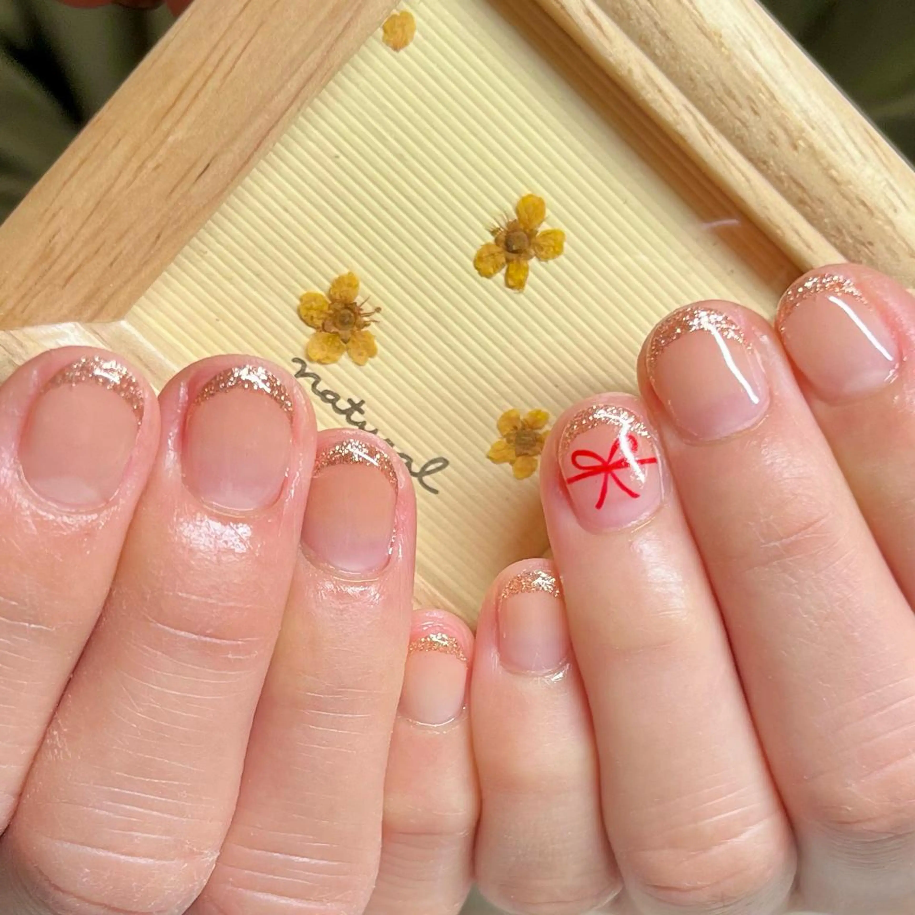 ショート ネイル アートネイル オフィスネイル ワンカラーネイル ショートネイル ネイルサロン リリーブランシュ所属・森 瑞紀のネイルデザイン