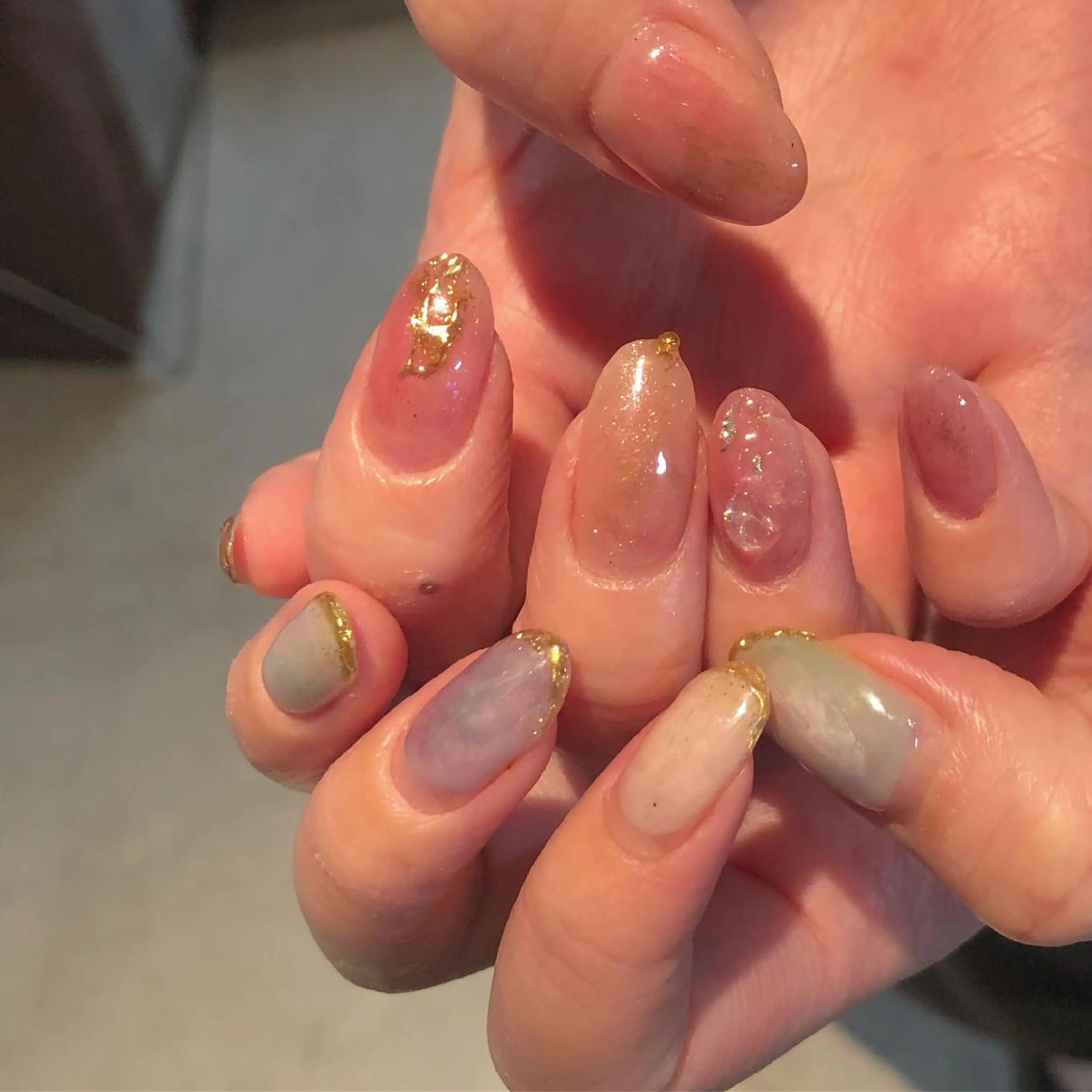 ネイル ミラーネイル mochi.所属・mochi. nail🌿のネイルデザイン