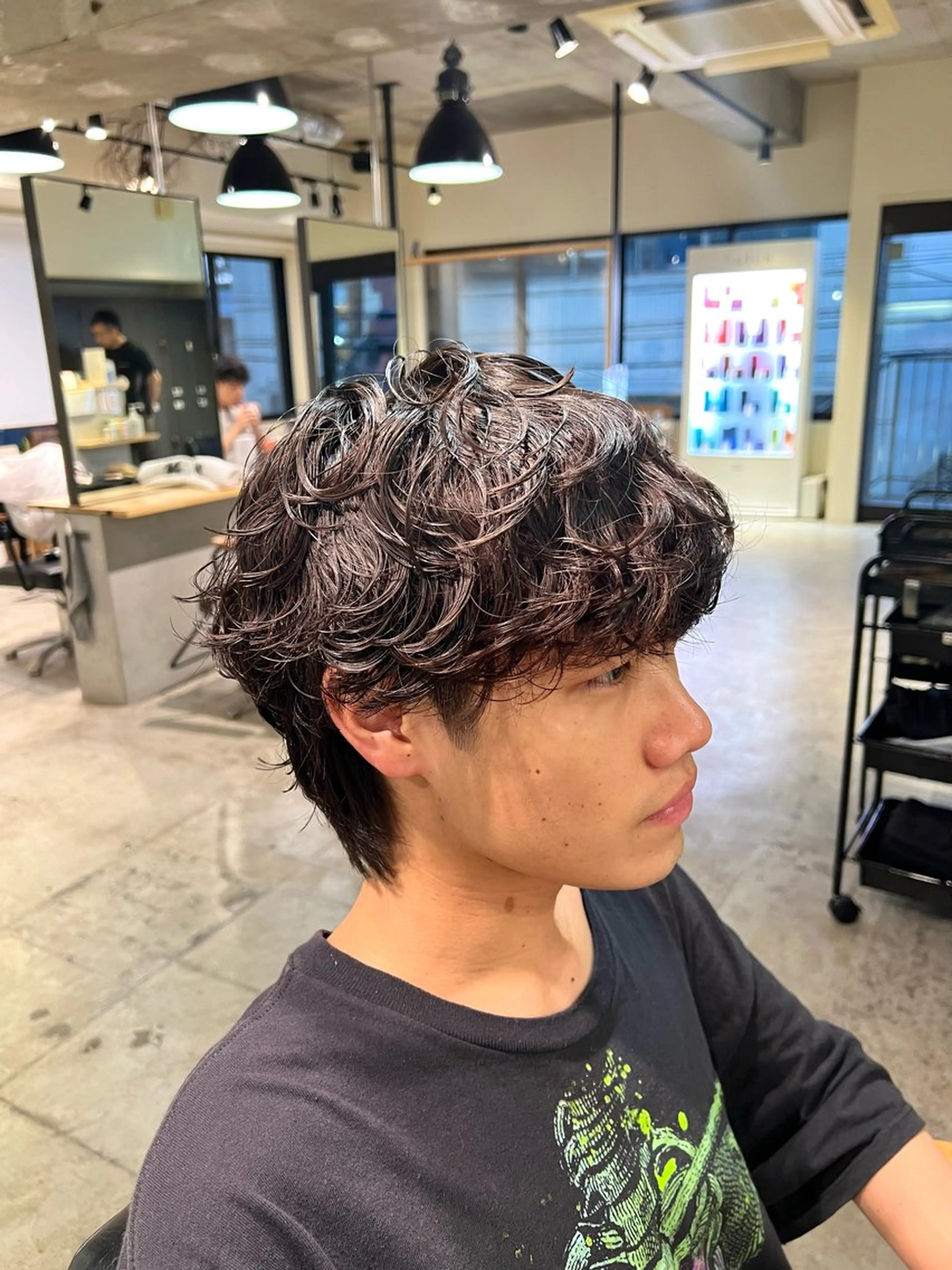 ショート パーマ メンズ メンズパーマ 波巻きパーマ スパイラルパーマ カット パーマ トリートメント メンズ/ケアパーマ/ 毛流れ/木澤 航のヘアスタイル