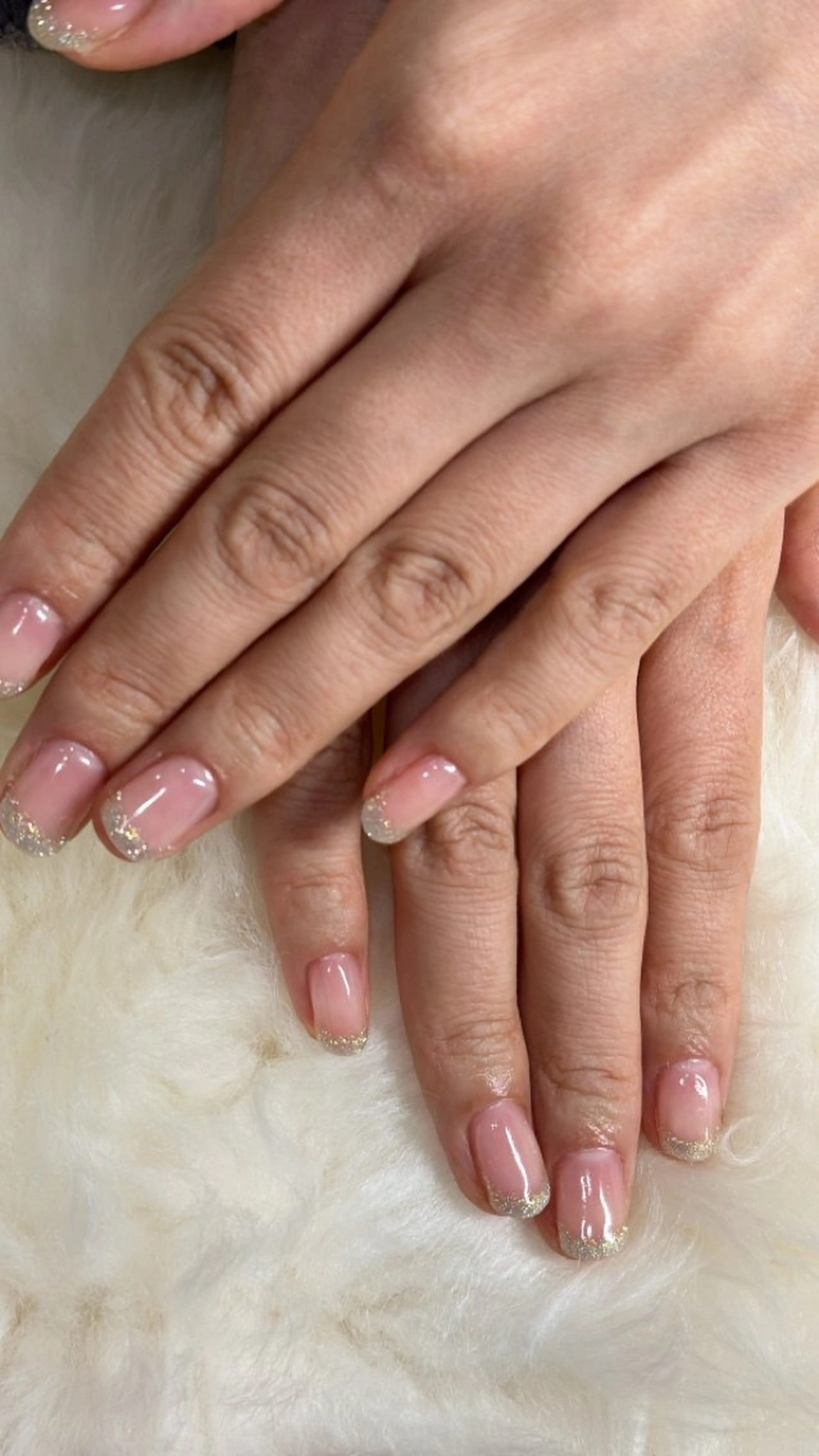 ネイル フレンチネイル ラメ(グリッター) シルバー Queenie nailのネイルデザイン