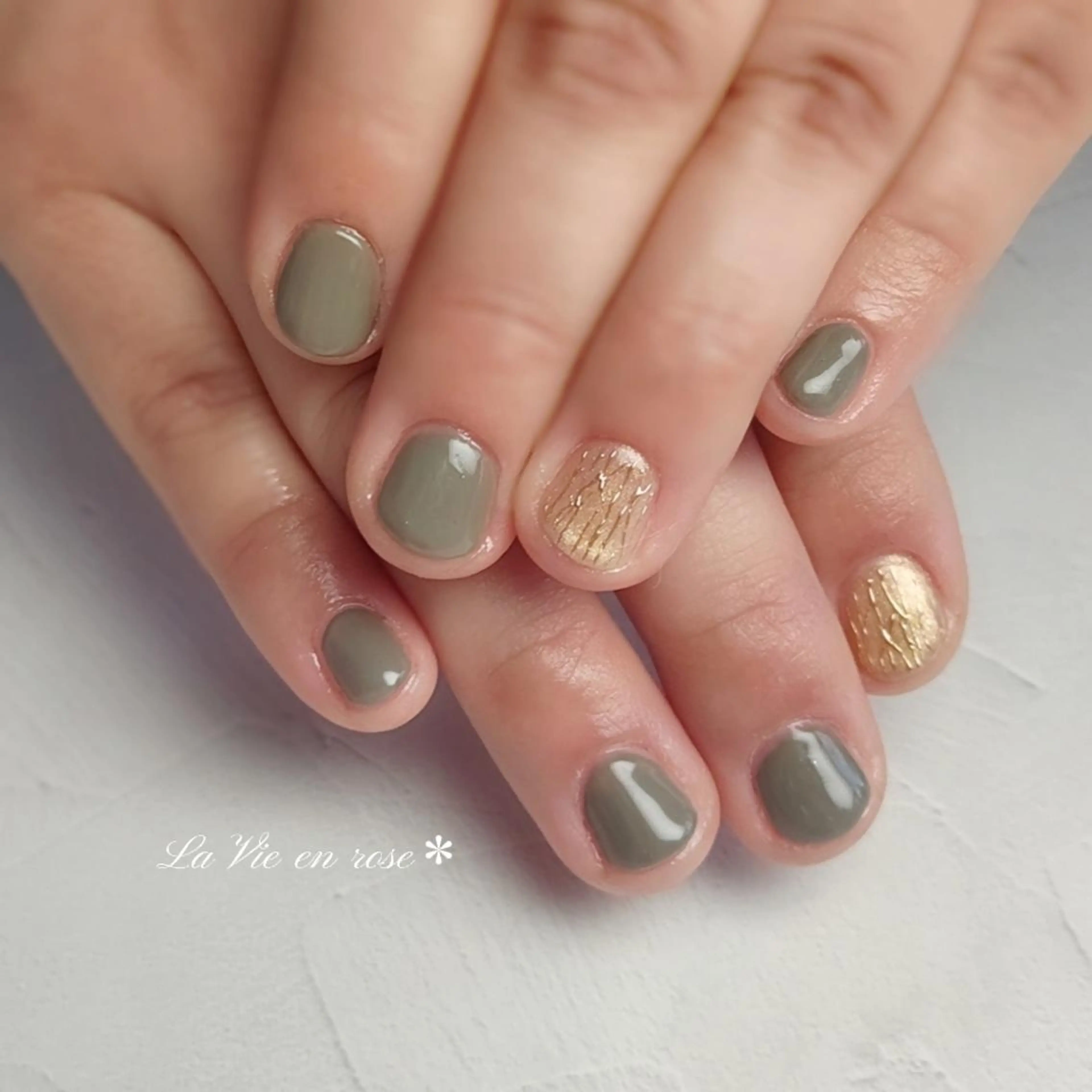 ネイル ラヴィアン ローズのネイルデザイン