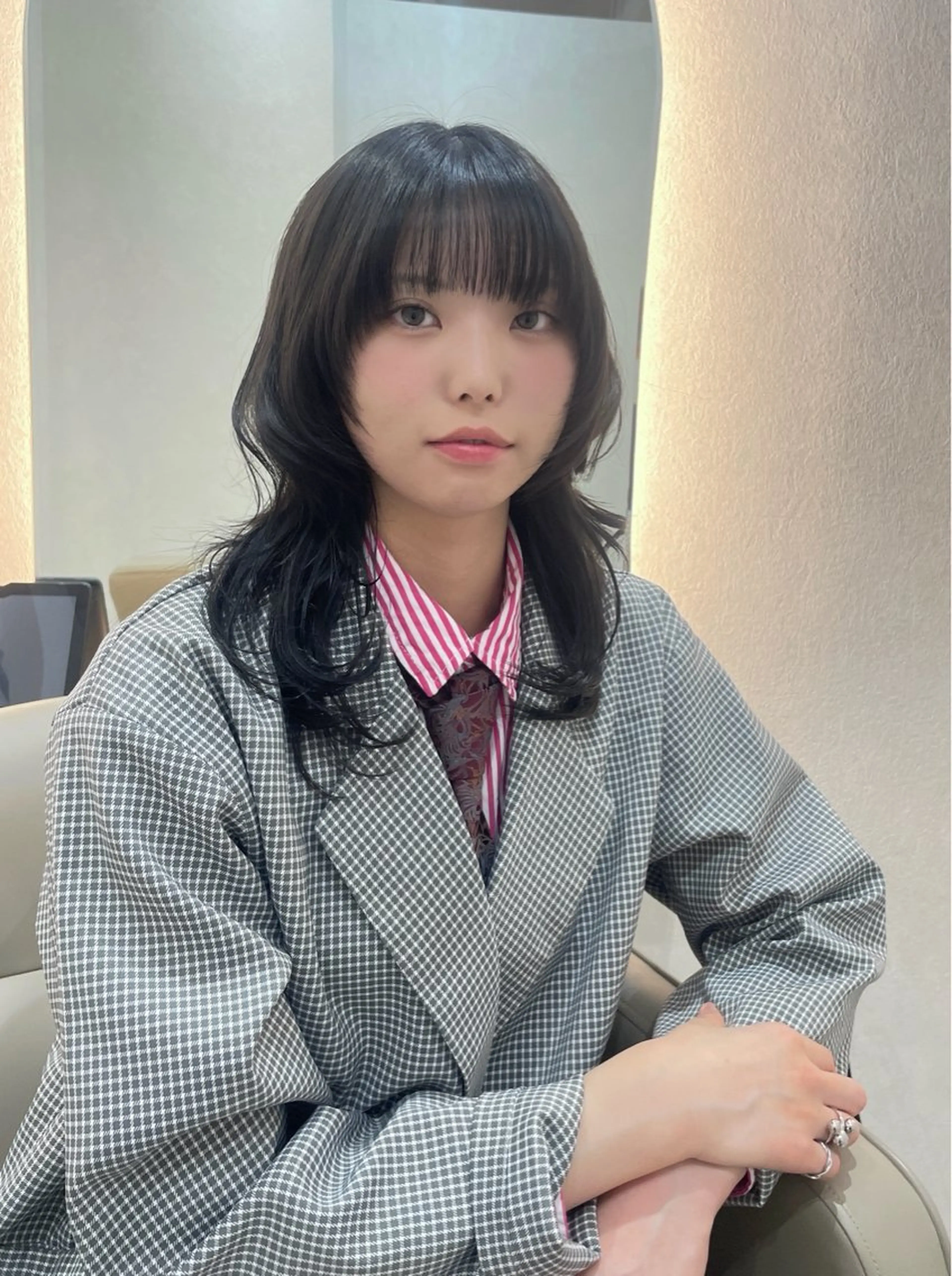 ミディアム 顔周りカット ハッシュカット ハイレイヤー レイヤーカット カット ヘアカラー トリートメント 髪質改善/レイヤー 本田拓也のヘアスタイル