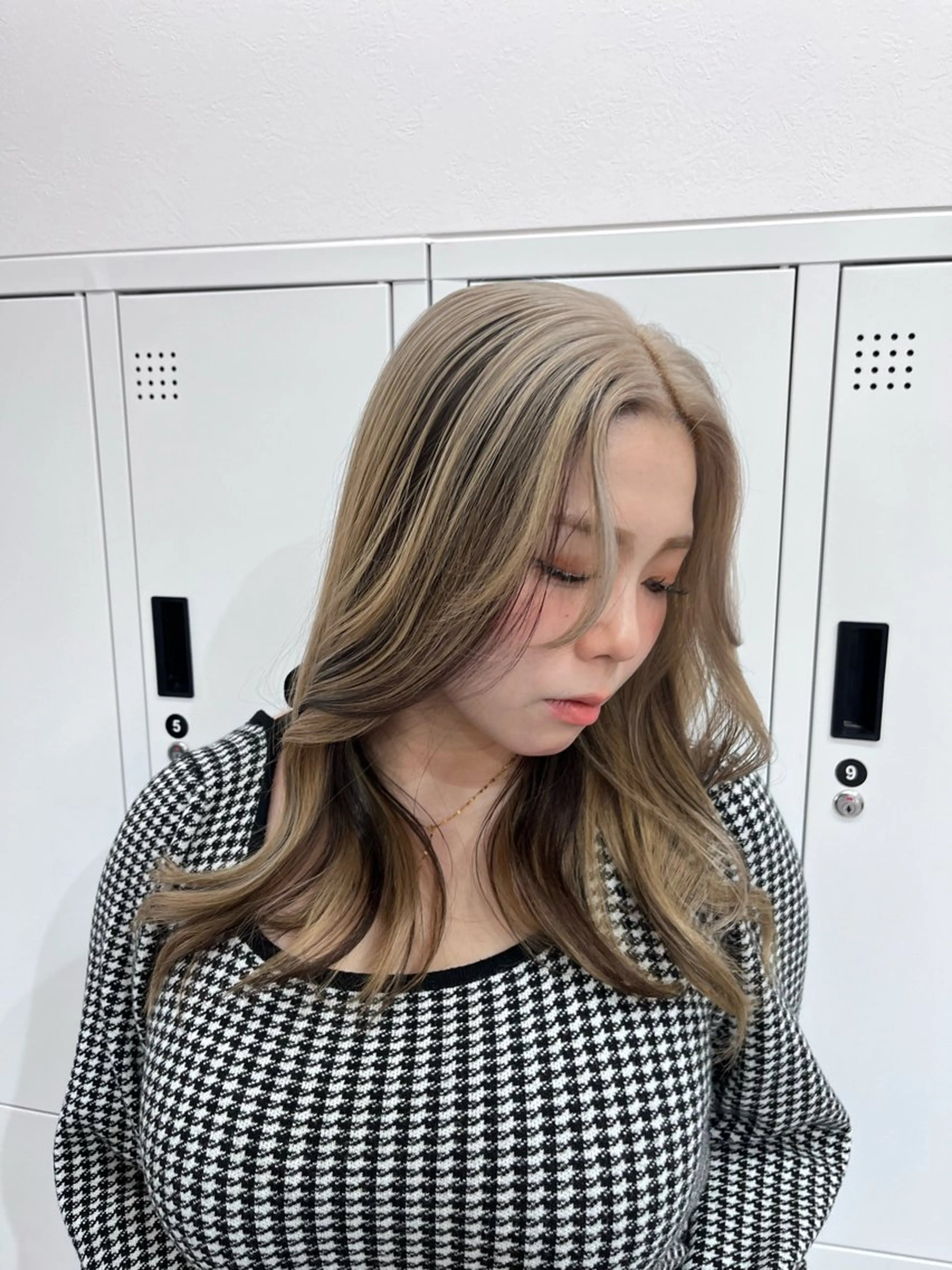 セミロング カラー ヘアアレンジ カット ヘアカラー ヘアセット 🎀韓国ヘア🎀 𝐬𝐚𝐫𝐚🎀のヘアスタイル