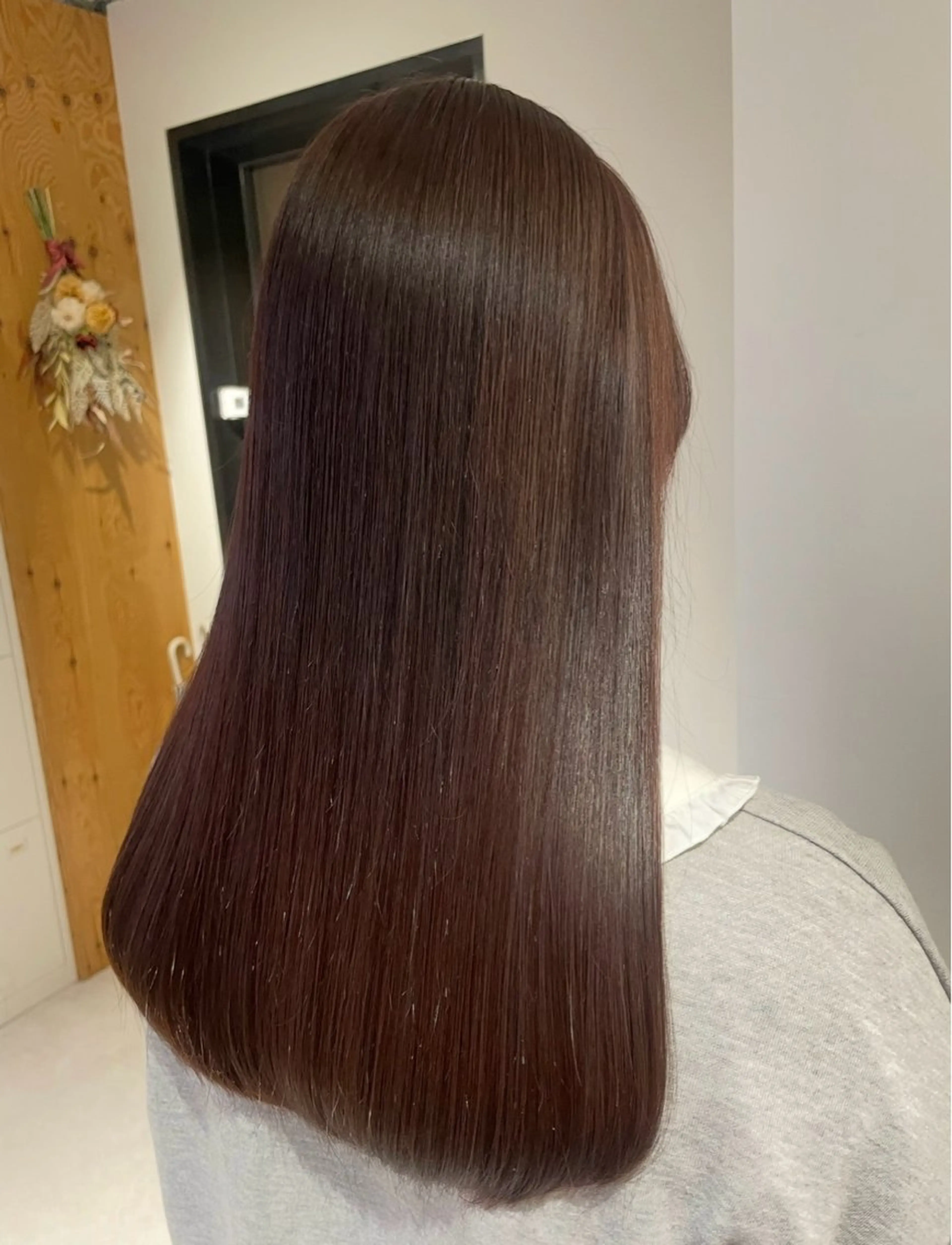 ロング カット ヘアカラー コバヤシ ラムのヘアスタイル
