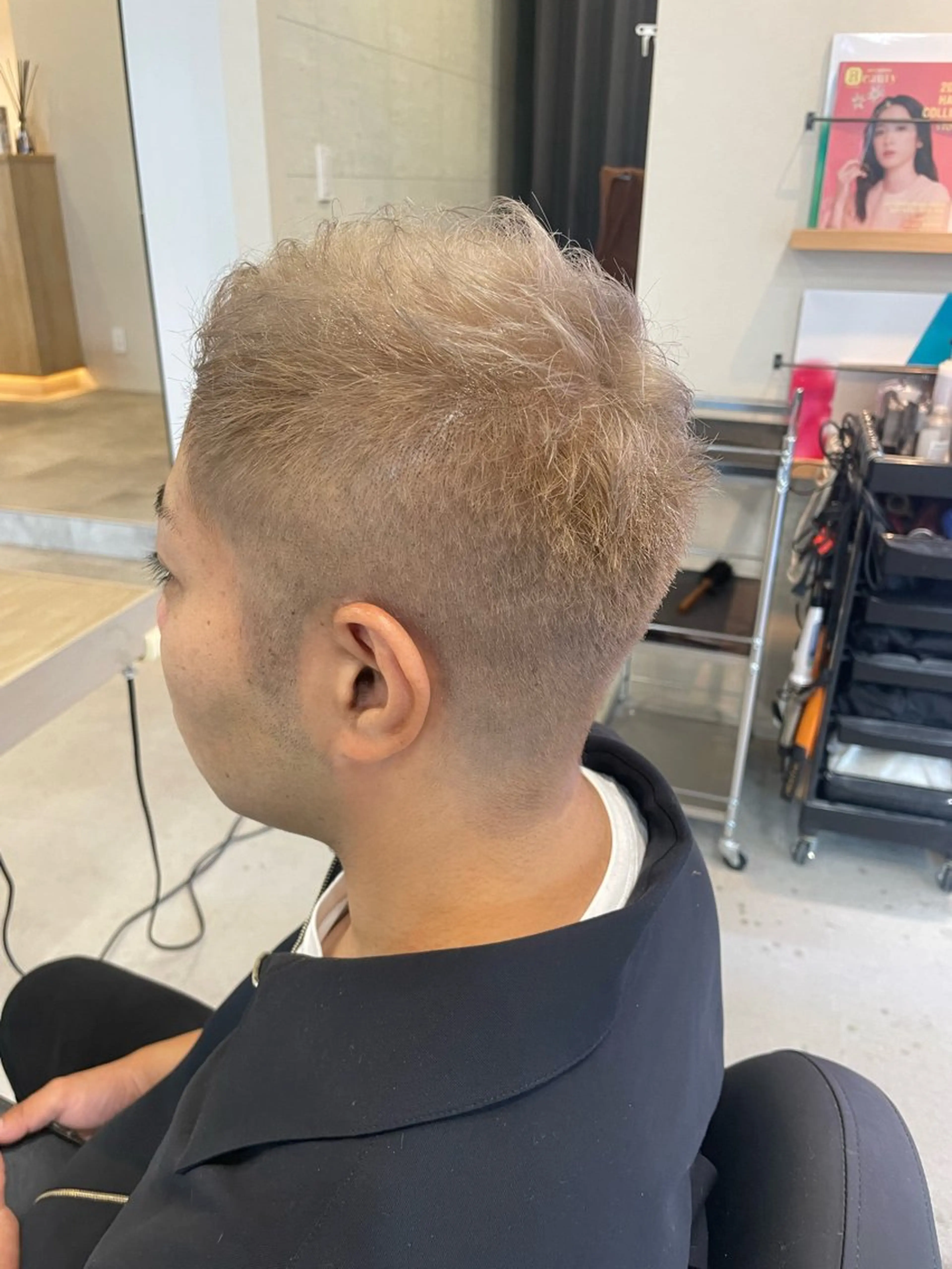 ショート カラー メンズ ベージュカラー ホワイトベージュ LUDIQUE【ルディック】所属・AKI ✄のヘアスタイル