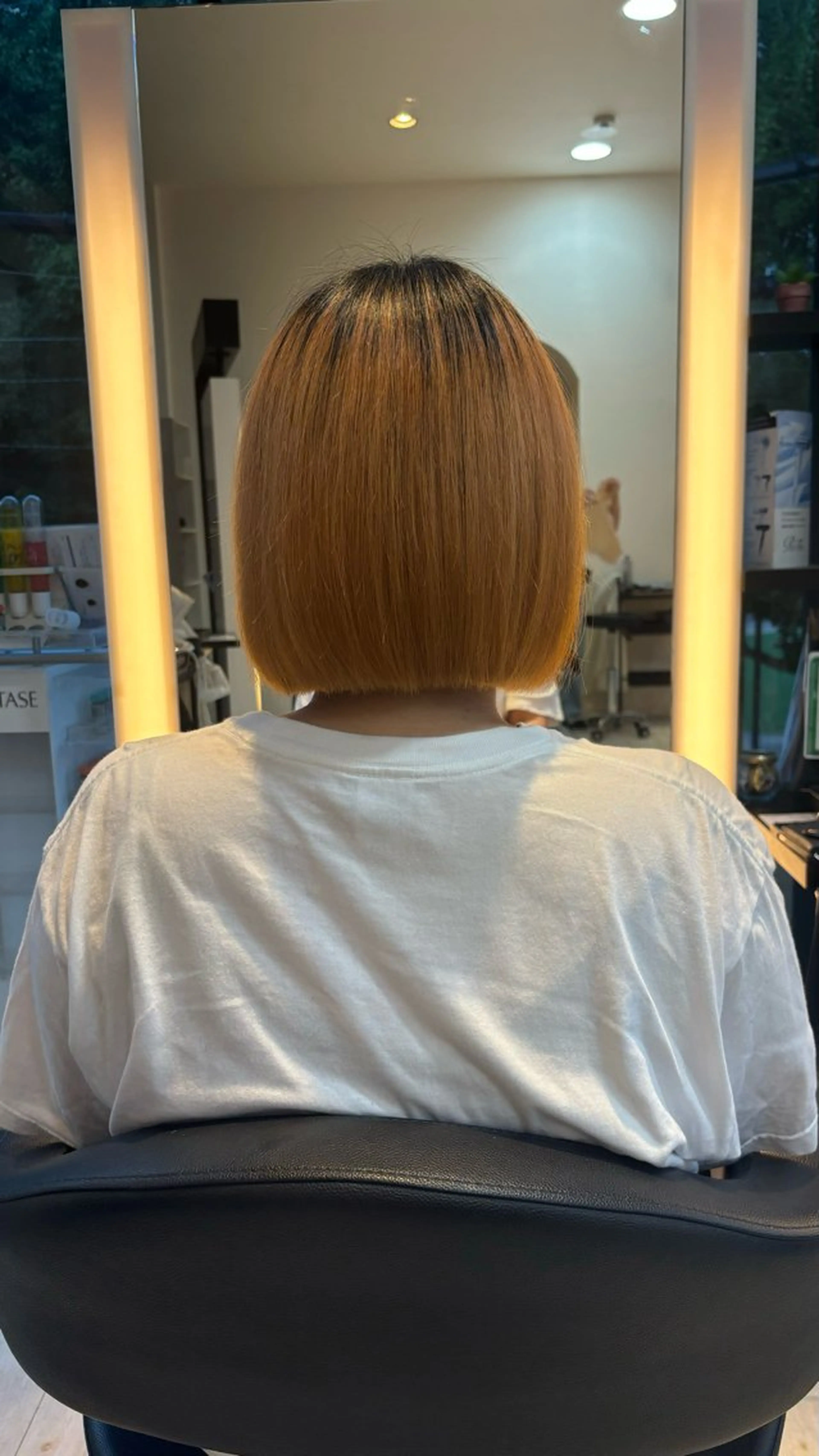 ショート 切りっぱなしボブ ボブ miyu/ボブ/ 透明感カラー/栄のヘアスタイル