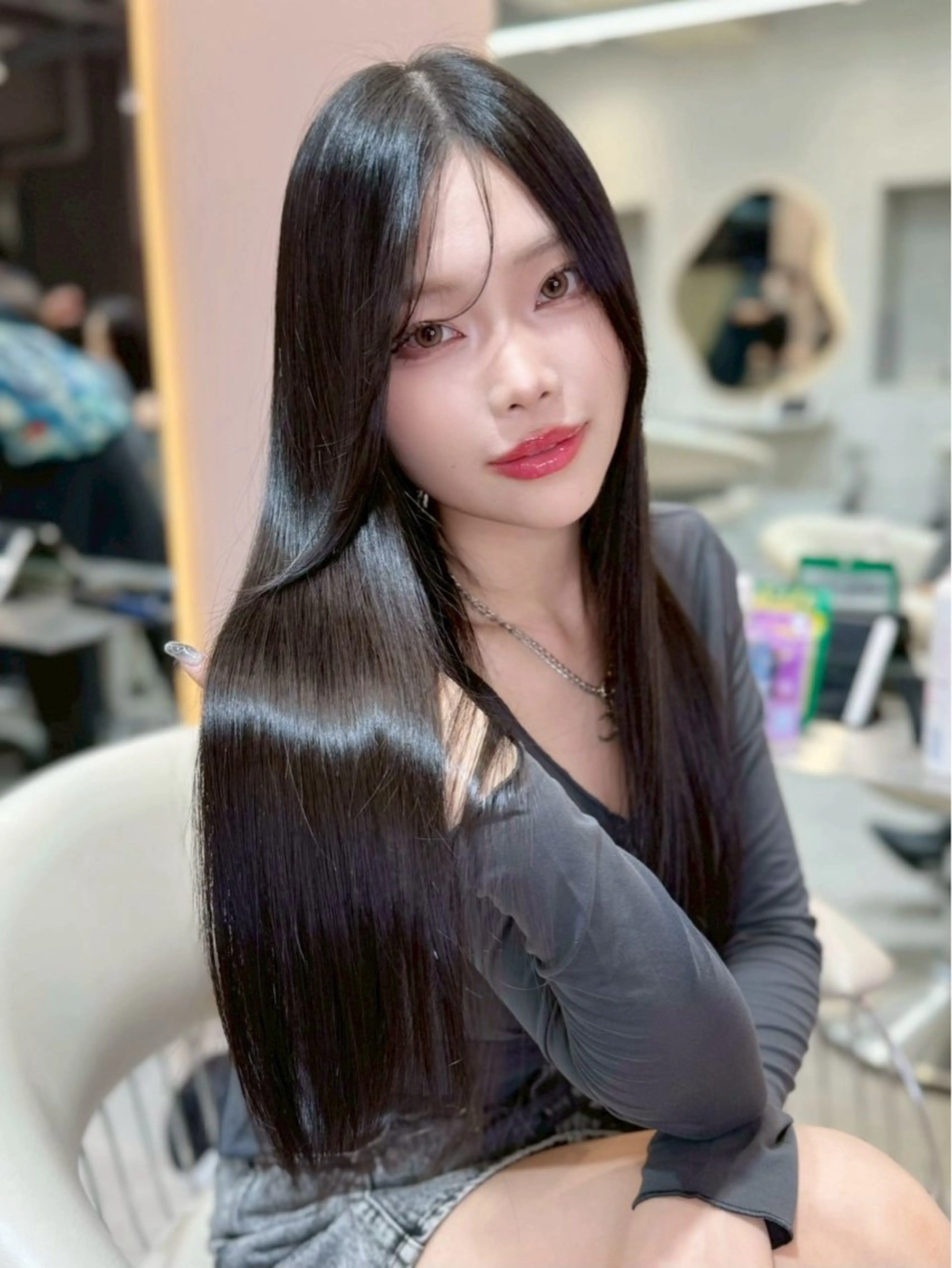 ロング カット 縮毛矯正 トリートメント 大宮🤍髪質改善 韓国ヘア🪽なるのヘアスタイル