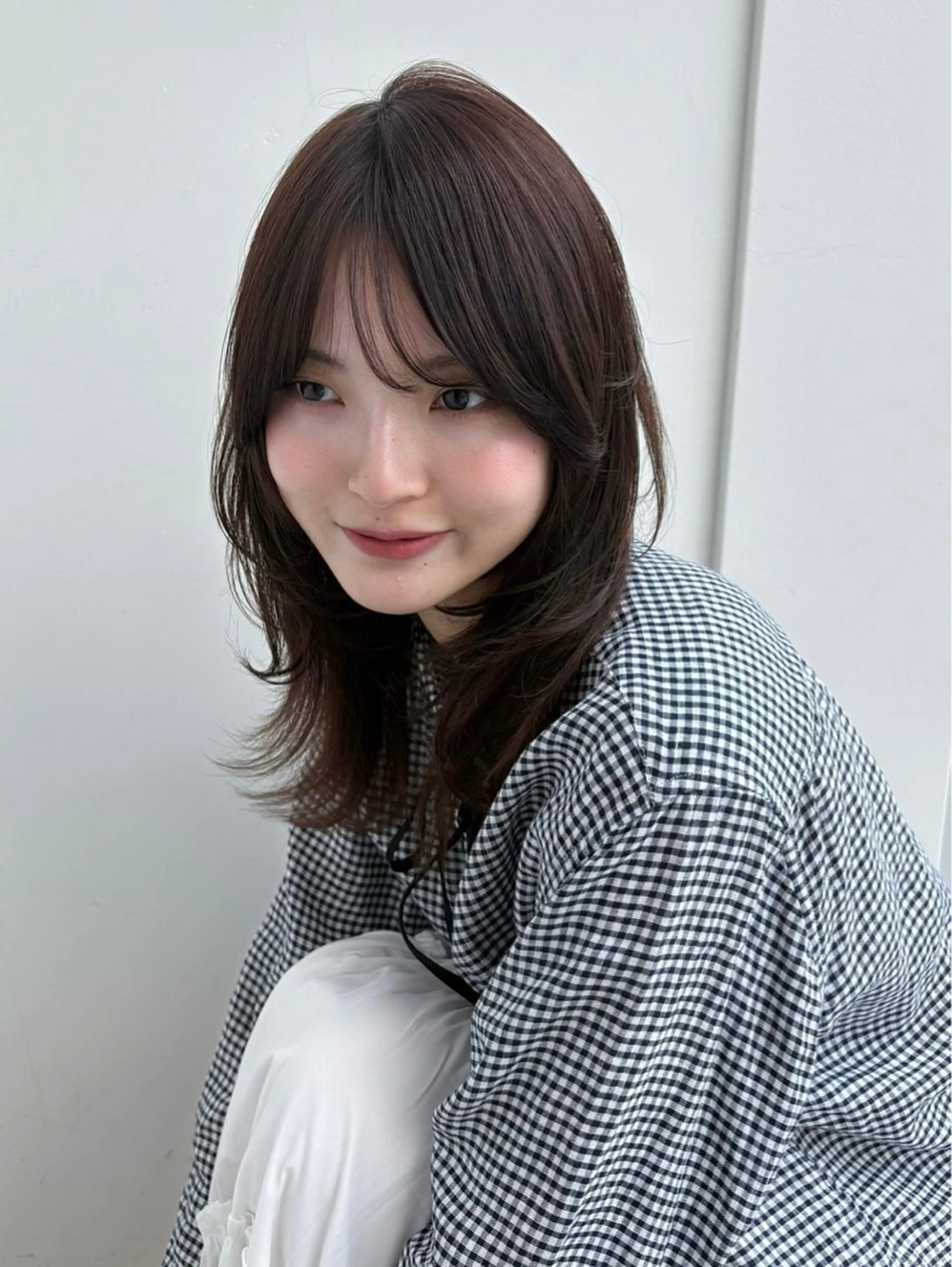 ミディアム レイヤーカット カット ヘアカラー トリートメント レイヤー/透明感 /ベージュ/りほ🤍のヘアスタイル