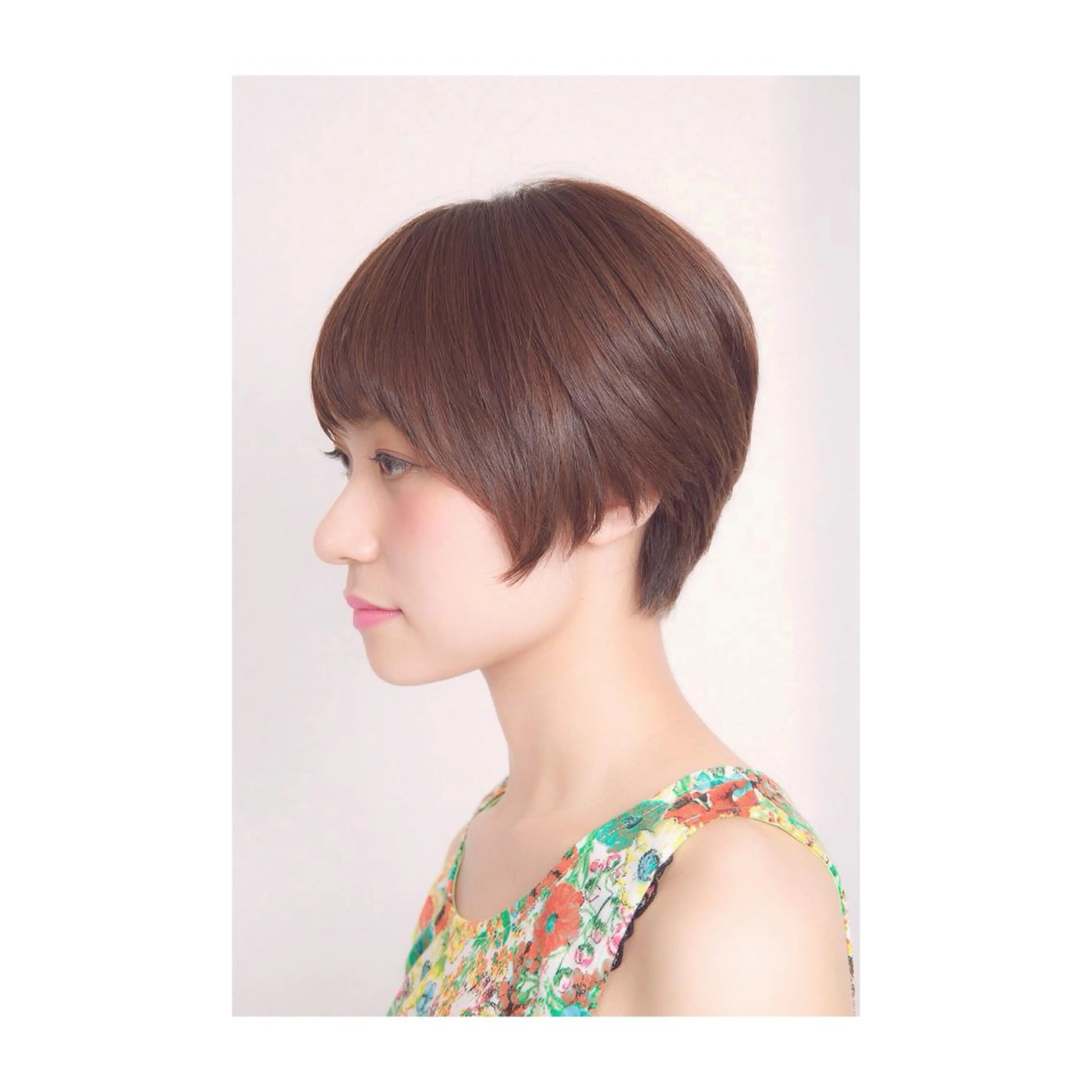 ショート ミディアム カラー 似合わせカット ショートヘア アオガミ （前髪顔周りカット）のヘアスタイル