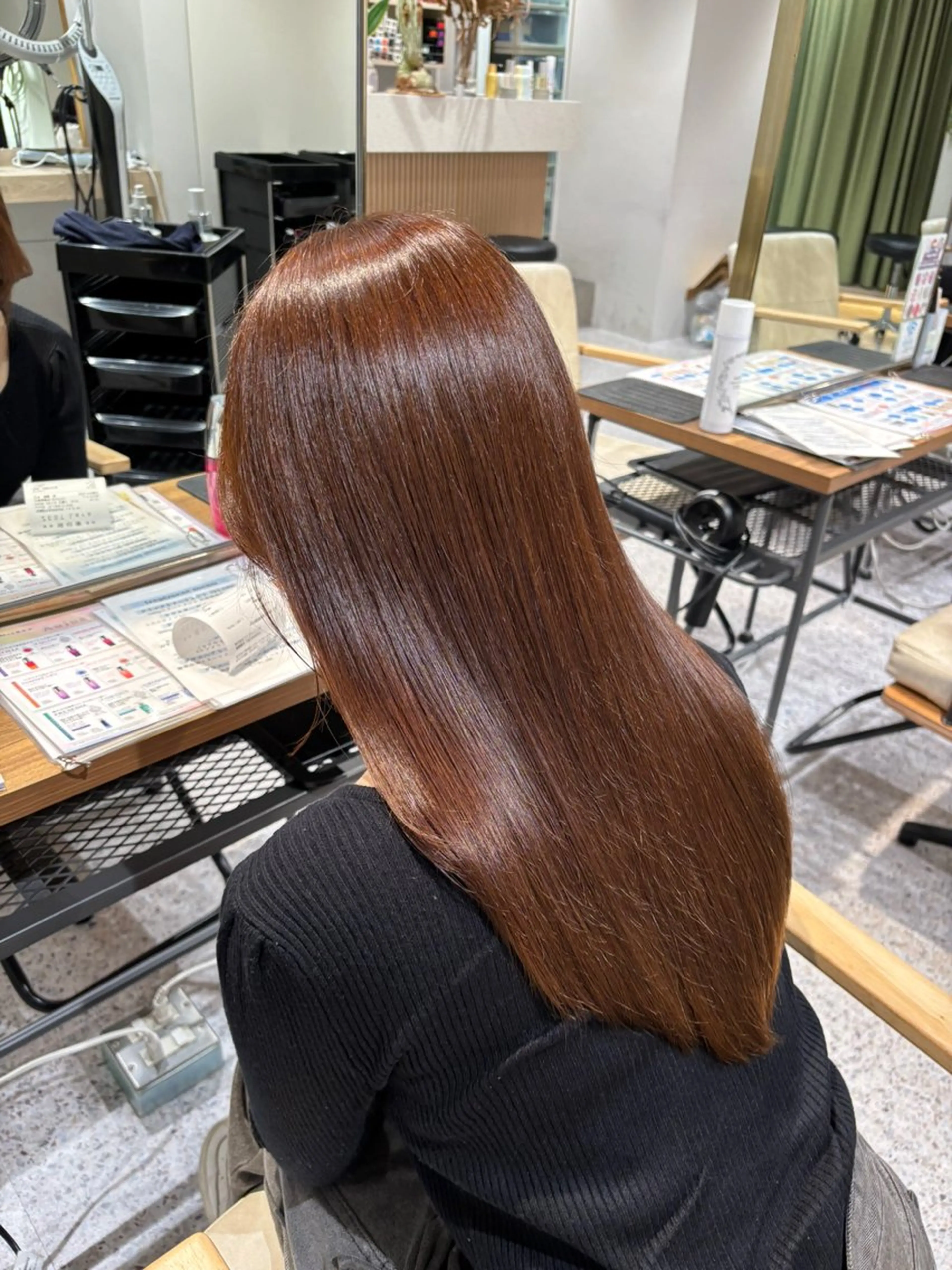 カラー なかもと あおいのヘアスタイル