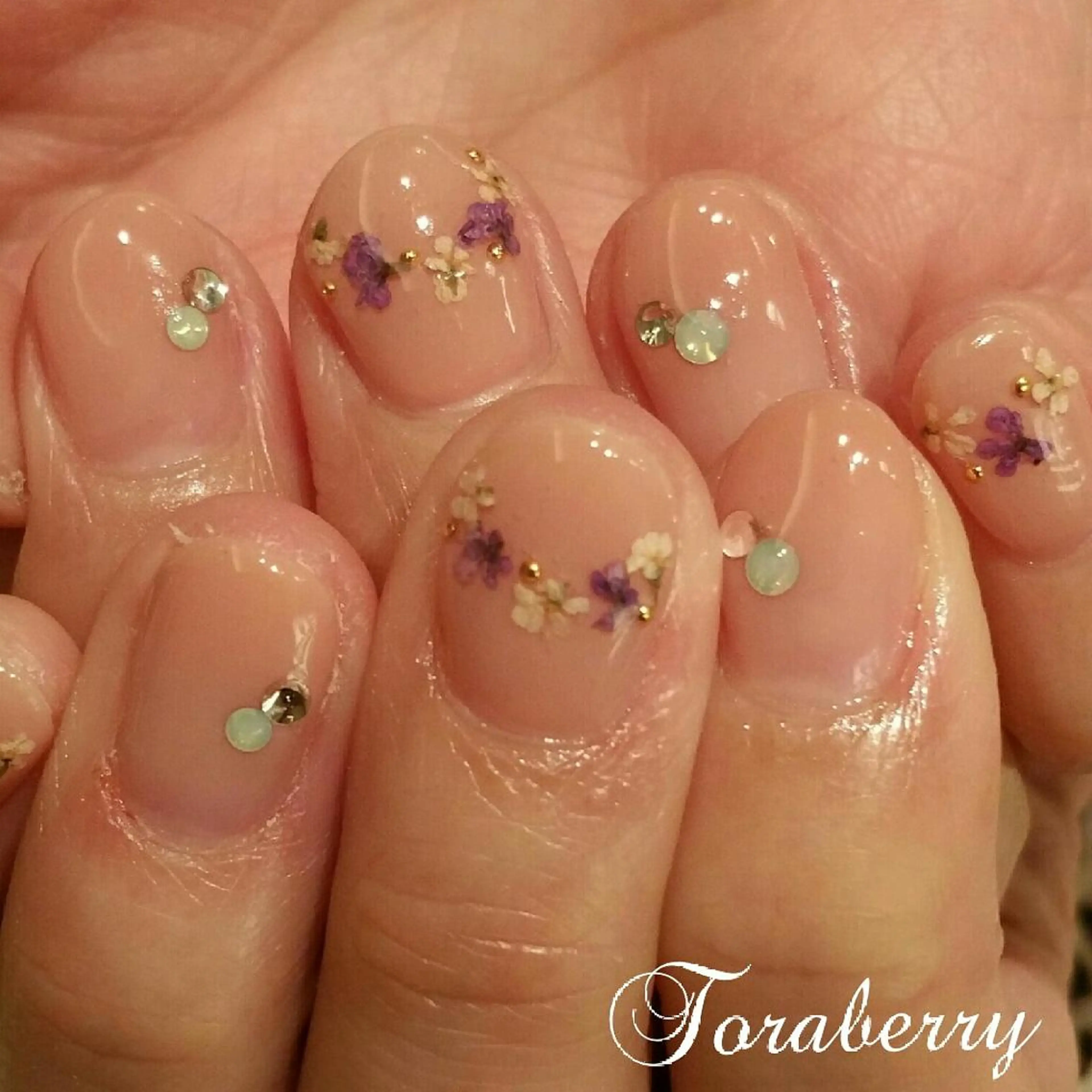 ネイル ネイリスト なつみのネイルデザイン