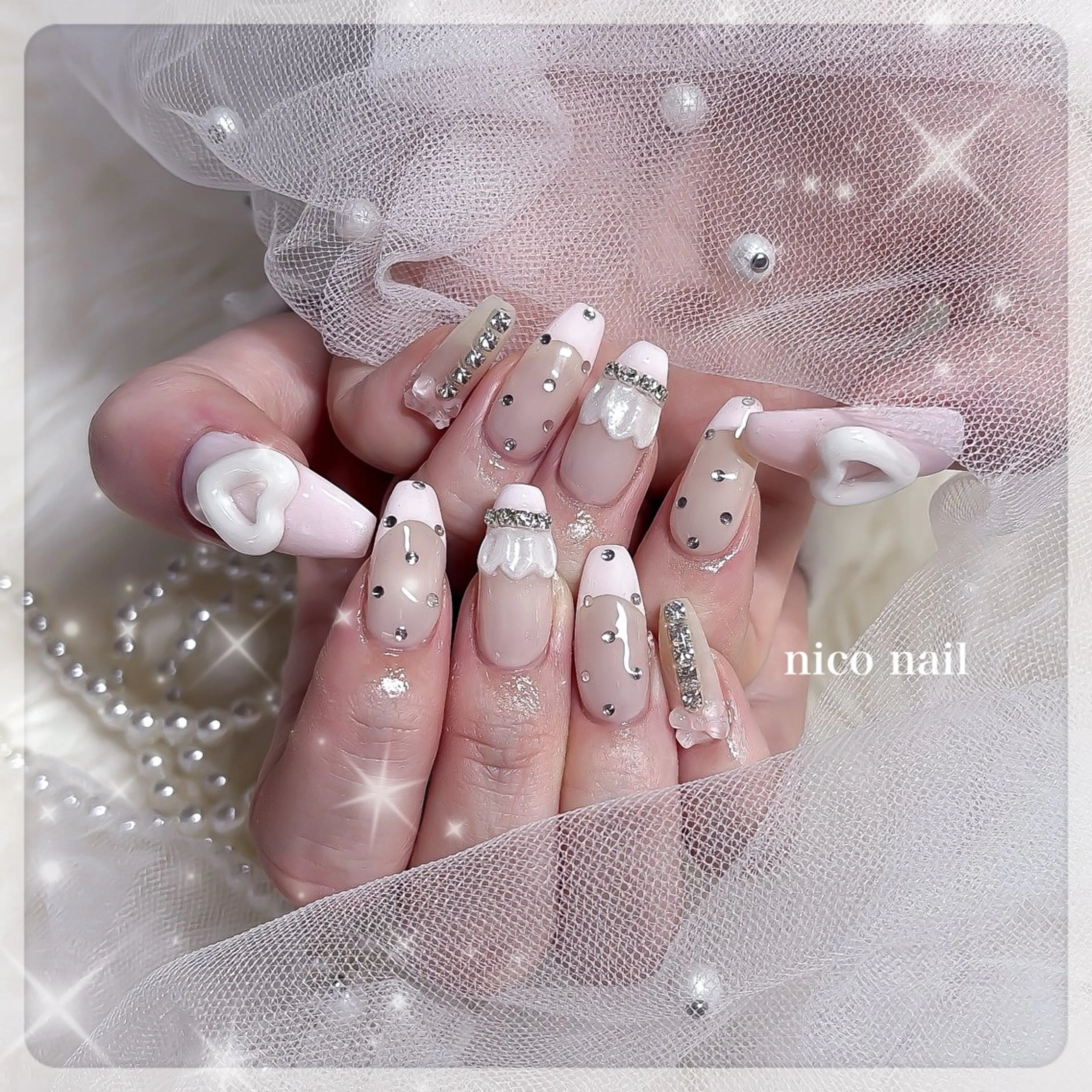 ネイル フレンチネイル ガーリー キラキラネイル ピンク リボン nico nail所属・三鷹🎀韓国ネイル/ niconail🪄のネイルデザイン
