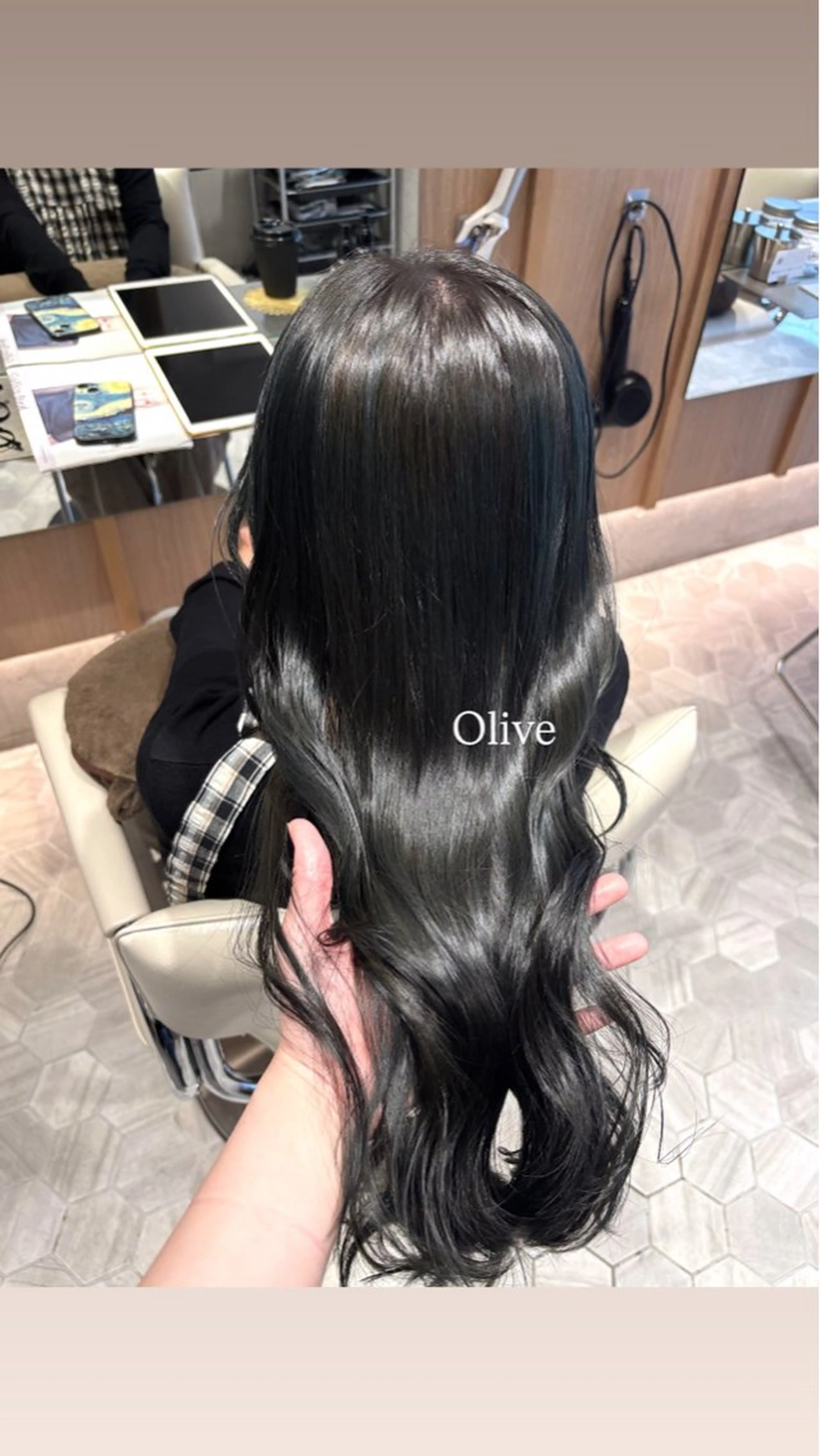 カラー ヘアカラー トリートメント ハイトーン/ レイヤーカットyuiのヘアスタイル