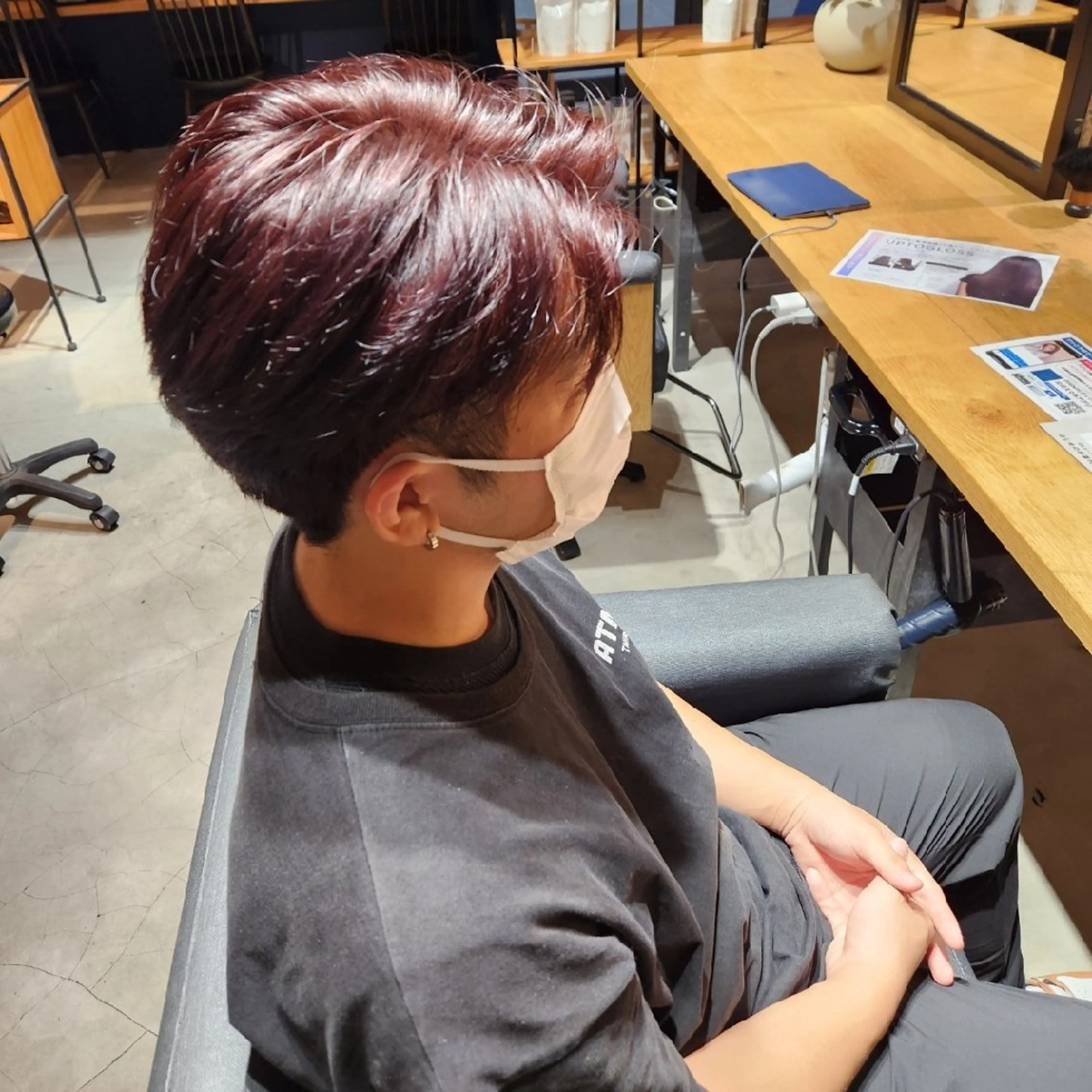 カラー ブリーチ ブリーチなしカラー ヘアカラー 大参 花のヘアスタイル