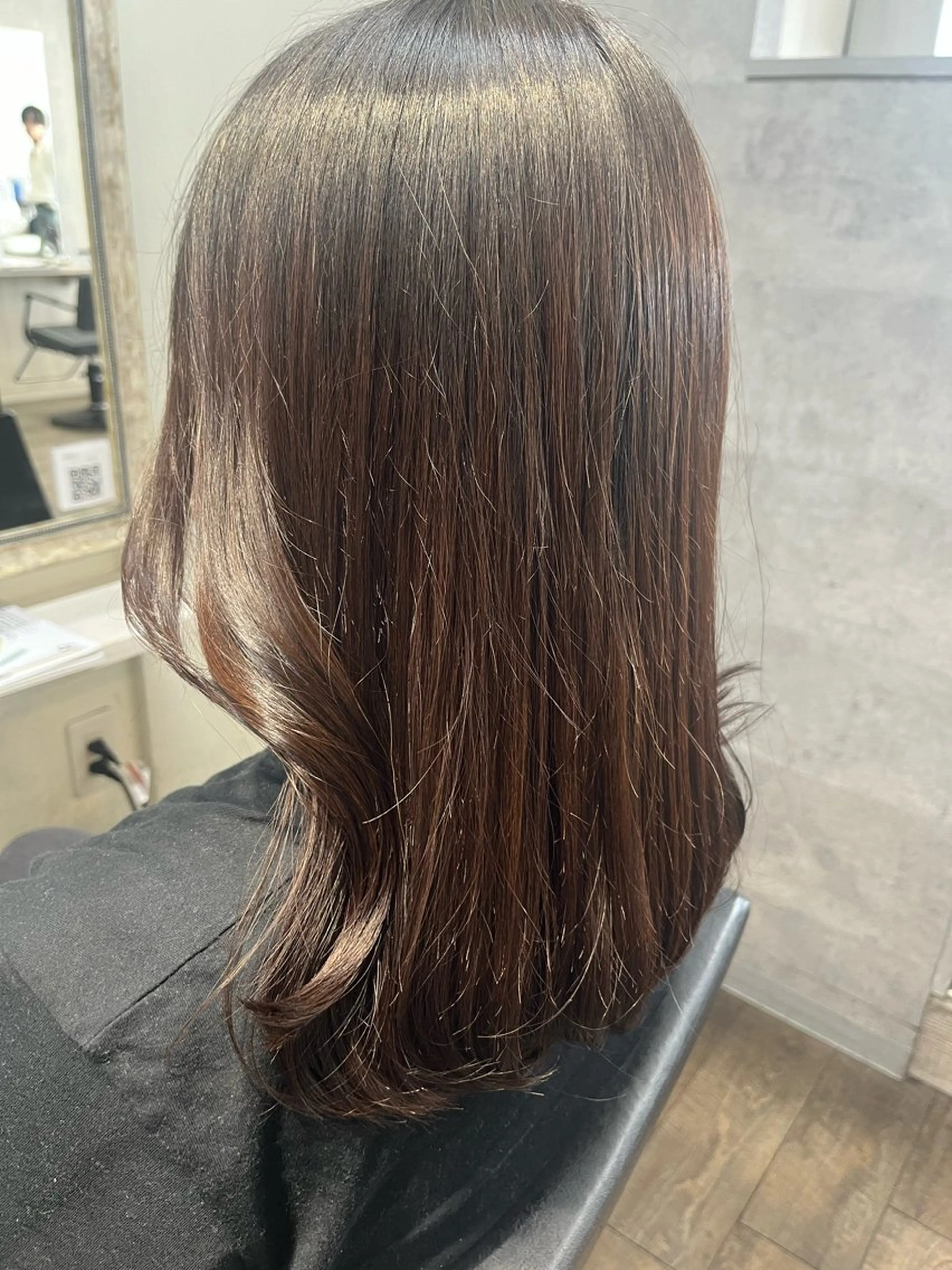 セミロング 袋瀬 玲奈のヘアスタイル