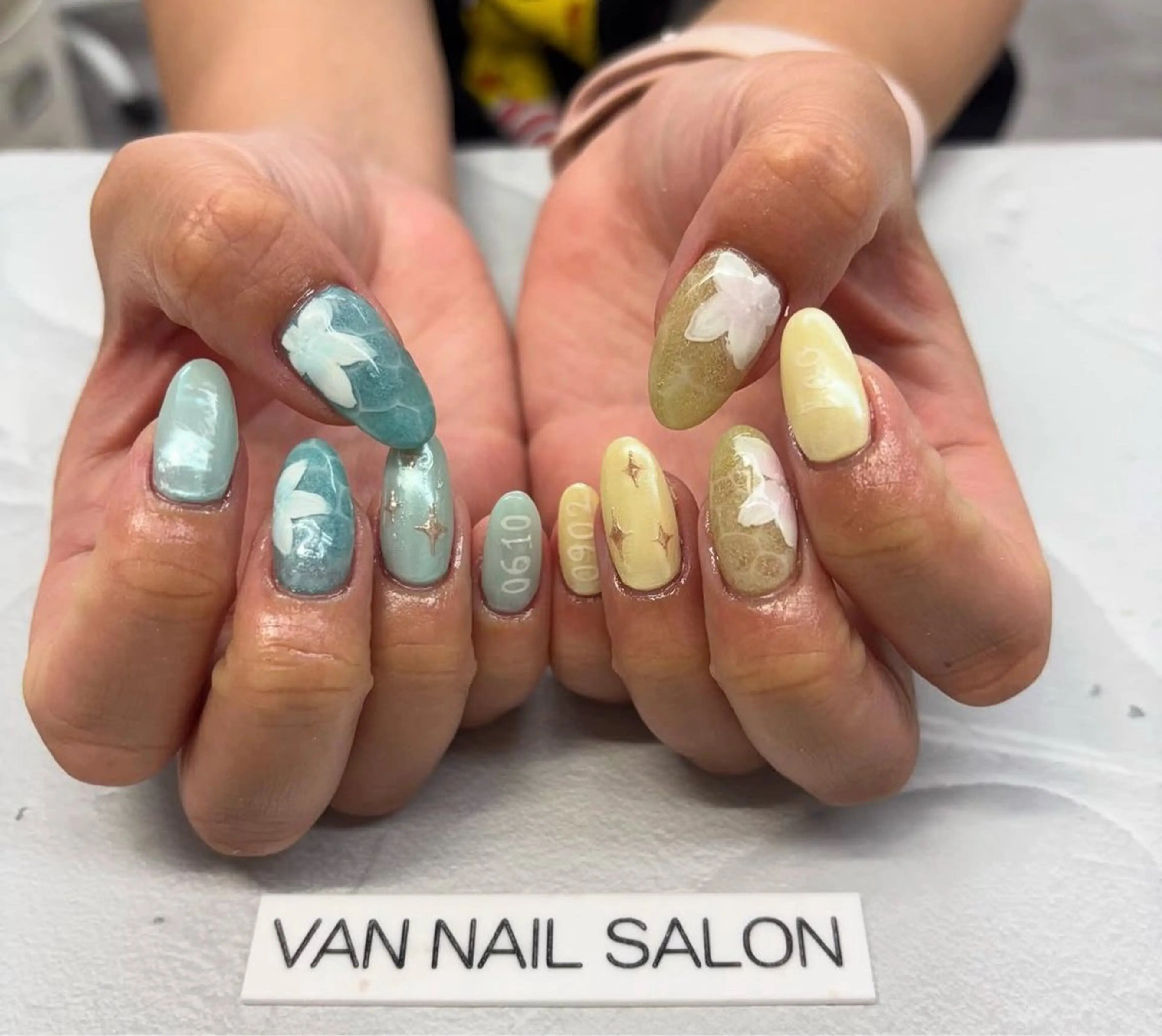 ネイル ハンドネイル Van Nail 本厚木店所属・Van Nail Salonのネイルデザイン