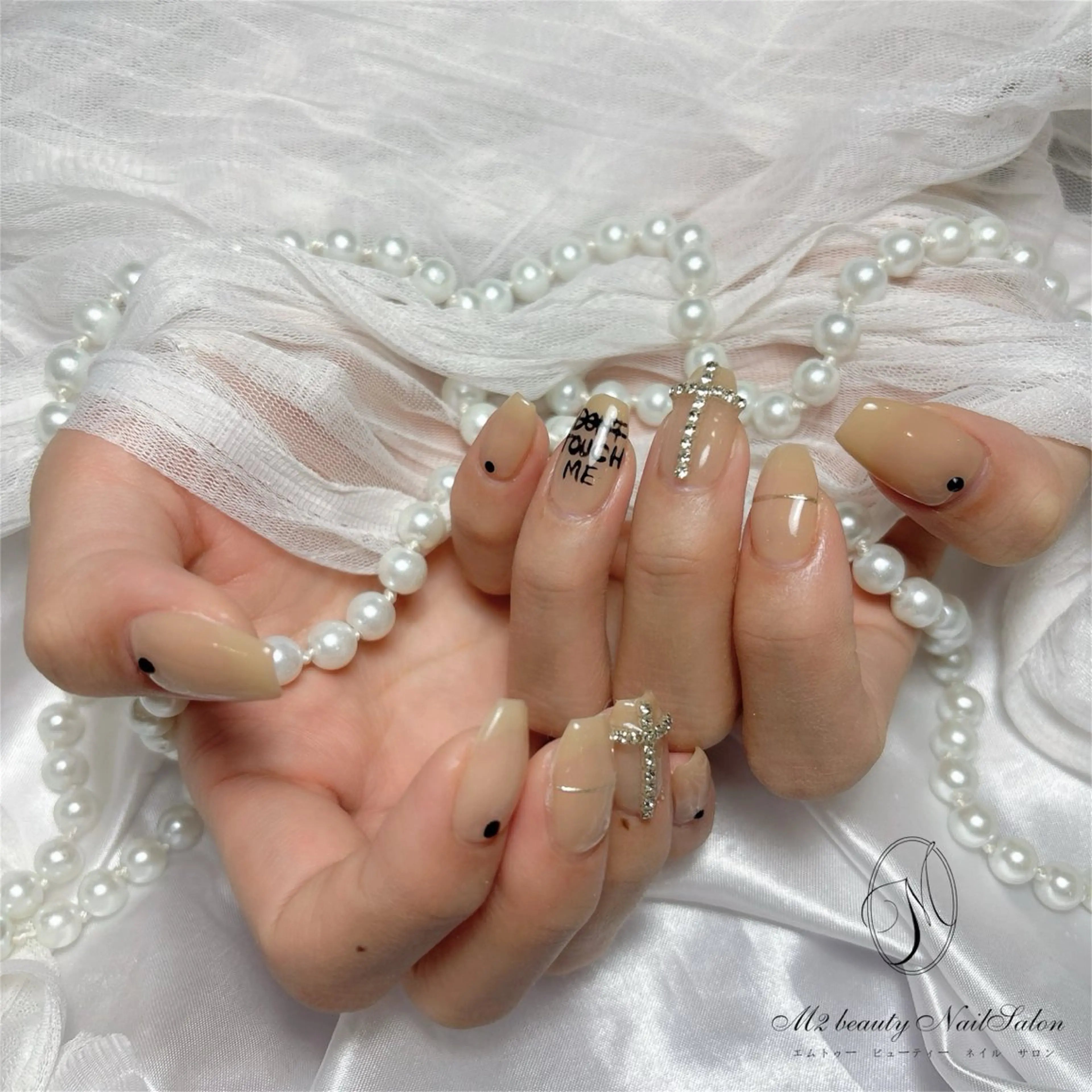 ネイル ハンドネイル M2 BEAUTY Rionのネイルデザイン