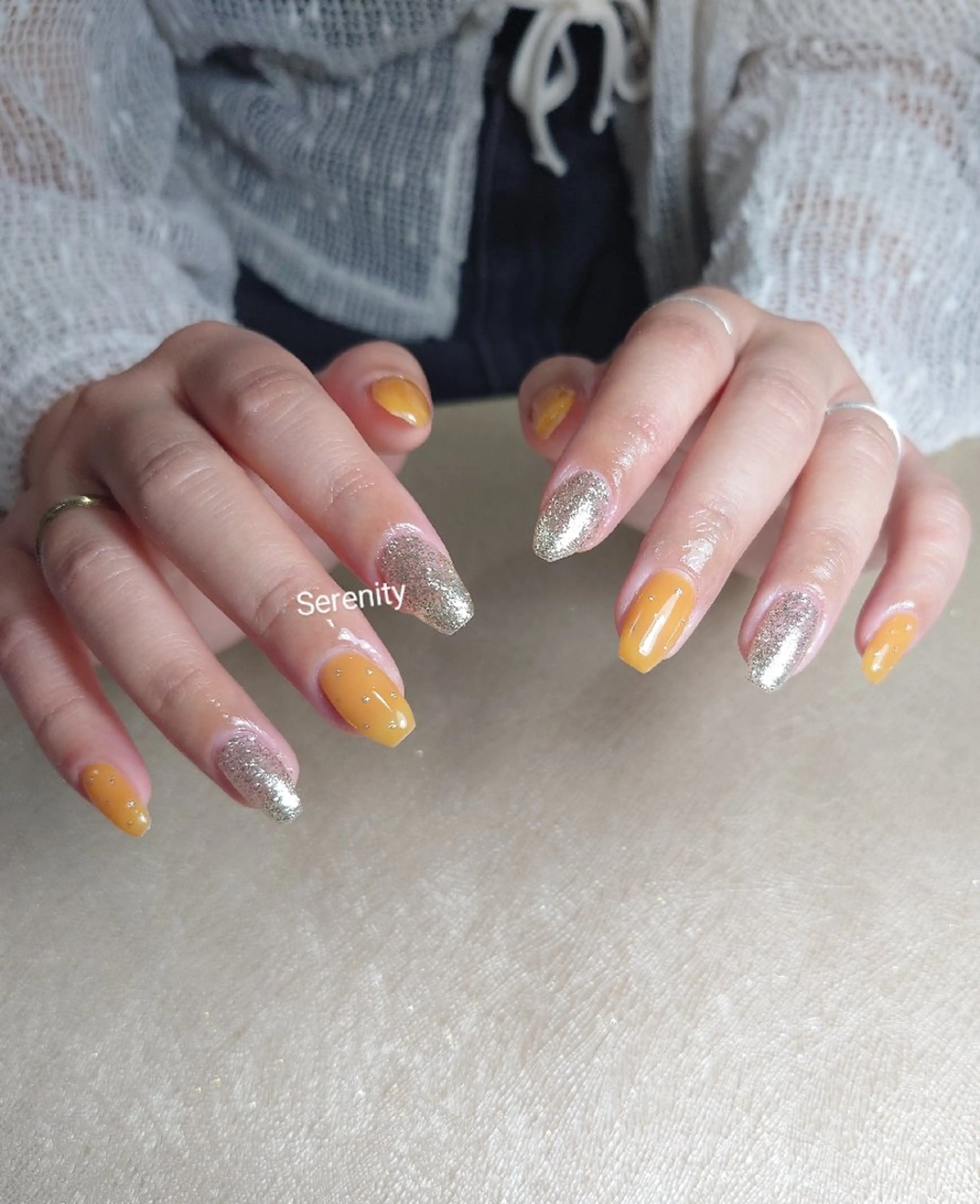 ネイル 長さ出し ゴールド シンプルネイル 春ネイル 黄色 ハンドネイル nail  serenityのネイルデザイン