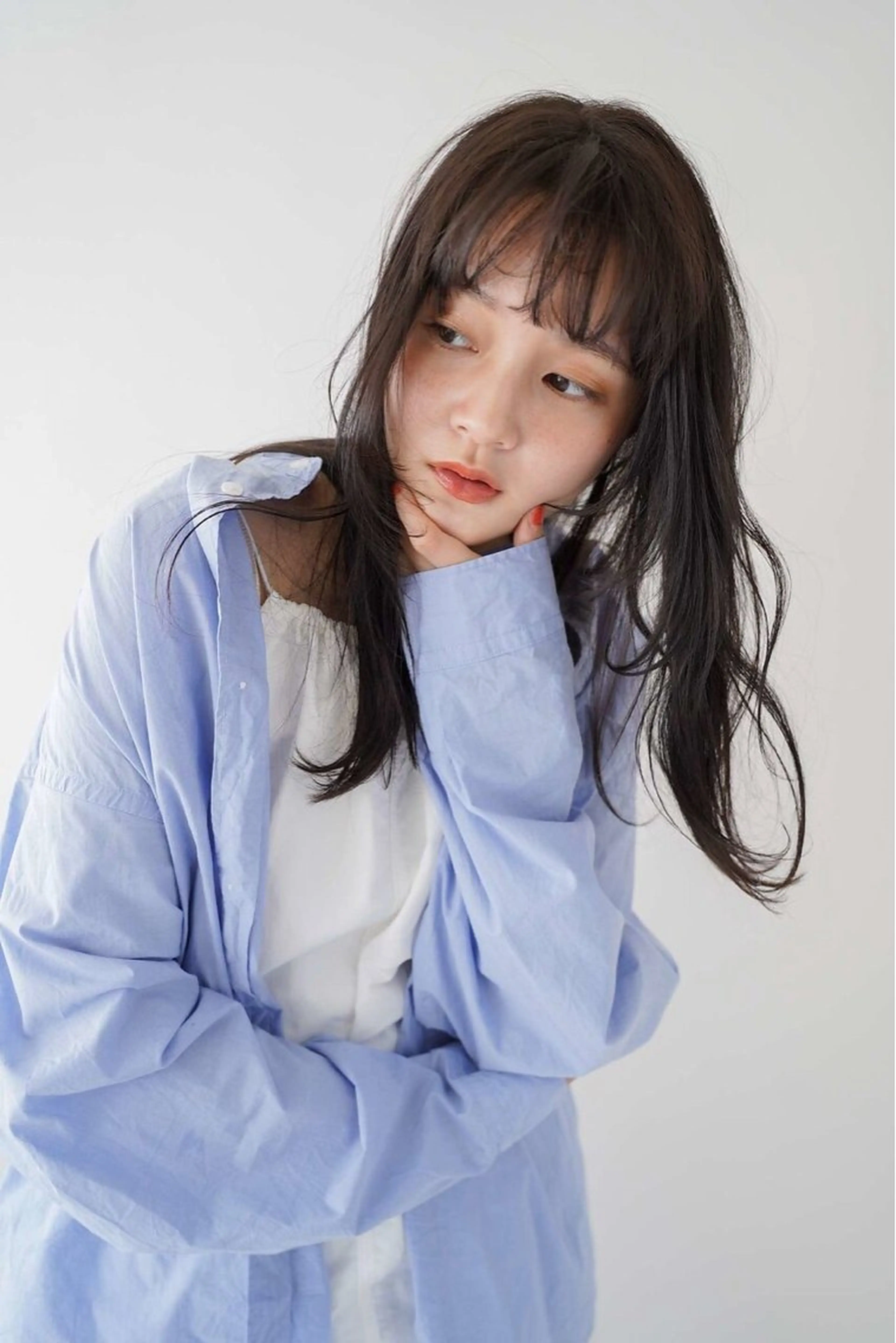 セミロング ｵｶﾓﾄ ﾐｽﾞｷのヘアスタイル