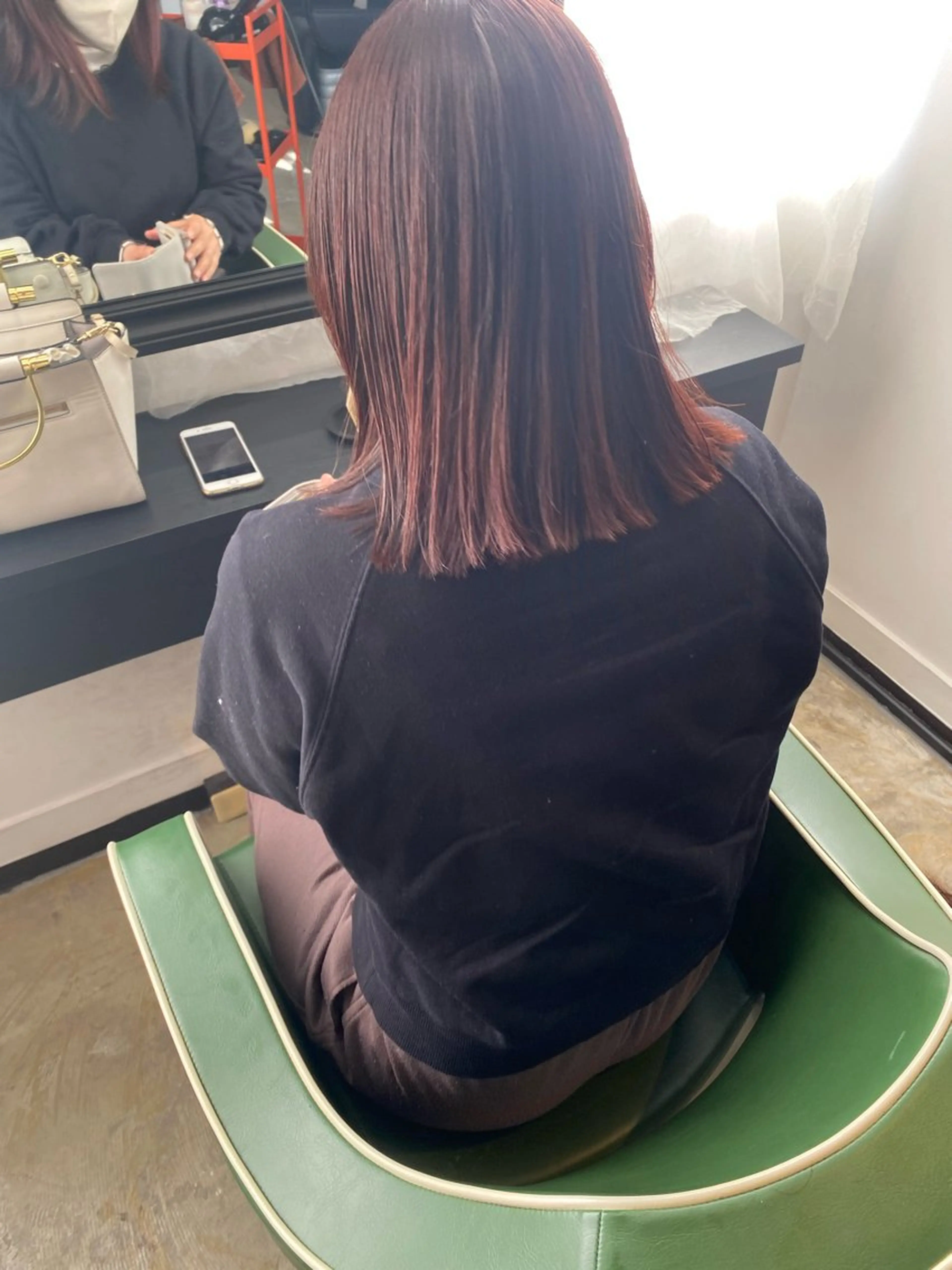 ミディアム カラー ブリーチ ボルドーカラー ブリーチなしカラー カット ヘアカラー 広島/ボブ/レイヤー 🌿‬wakabaのヘアスタイル