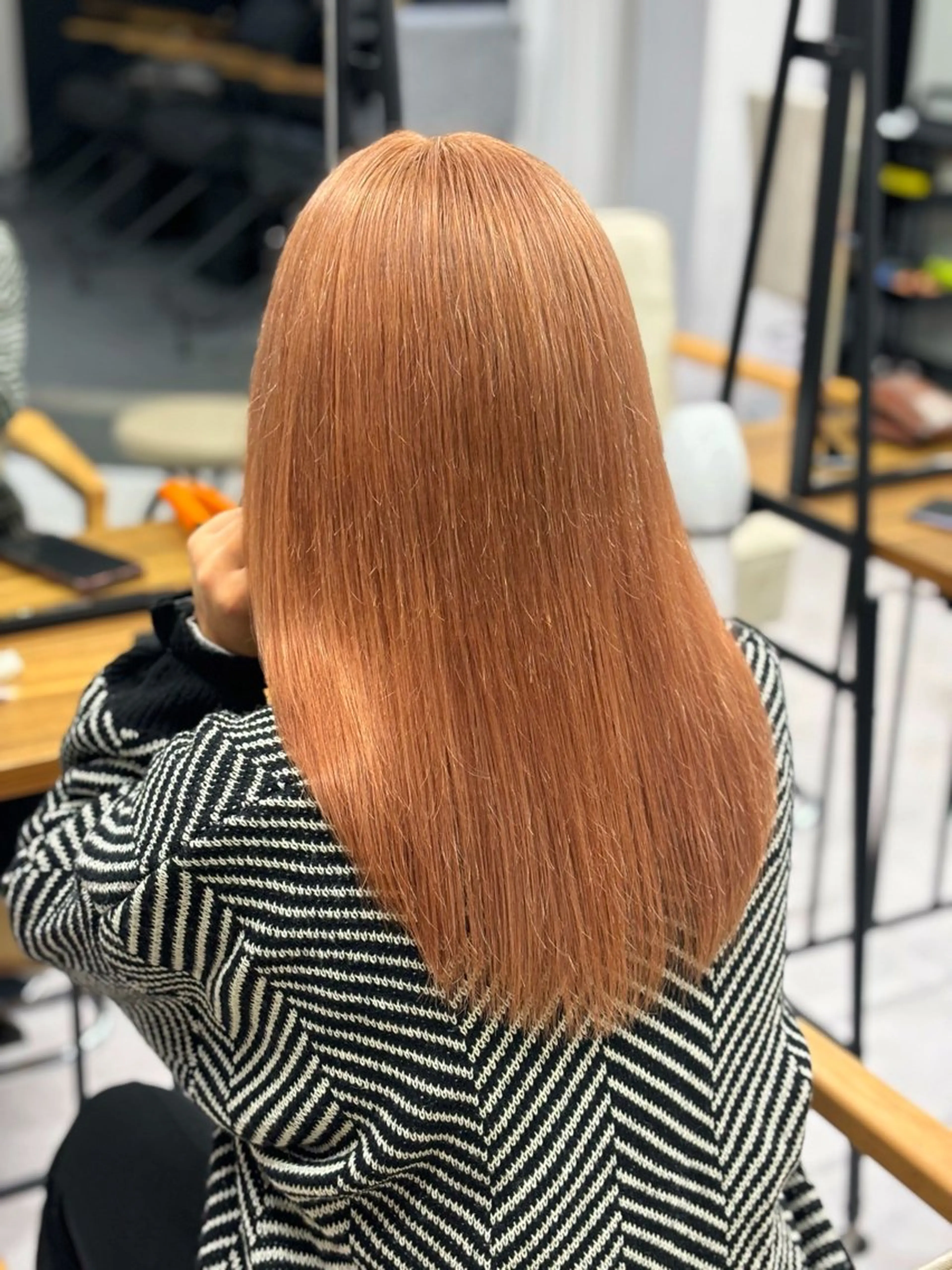 セミロング カラー 前田 真保のヘアスタイル