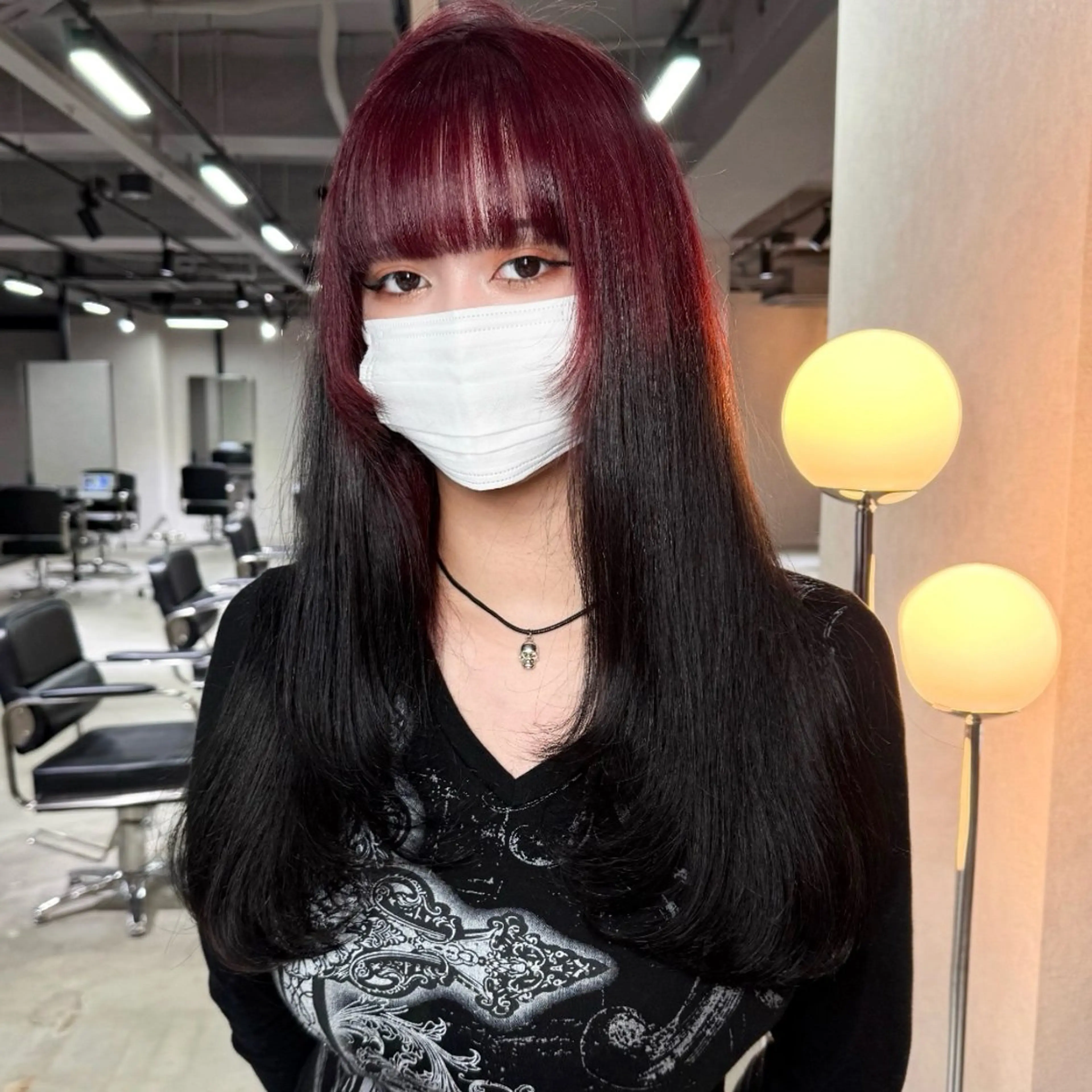 ロング カラー 黒髪 デザインカラー レッドカラー レイヤーカット レイヤー/暖色/ ミルクティー/マリアのヘアスタイル