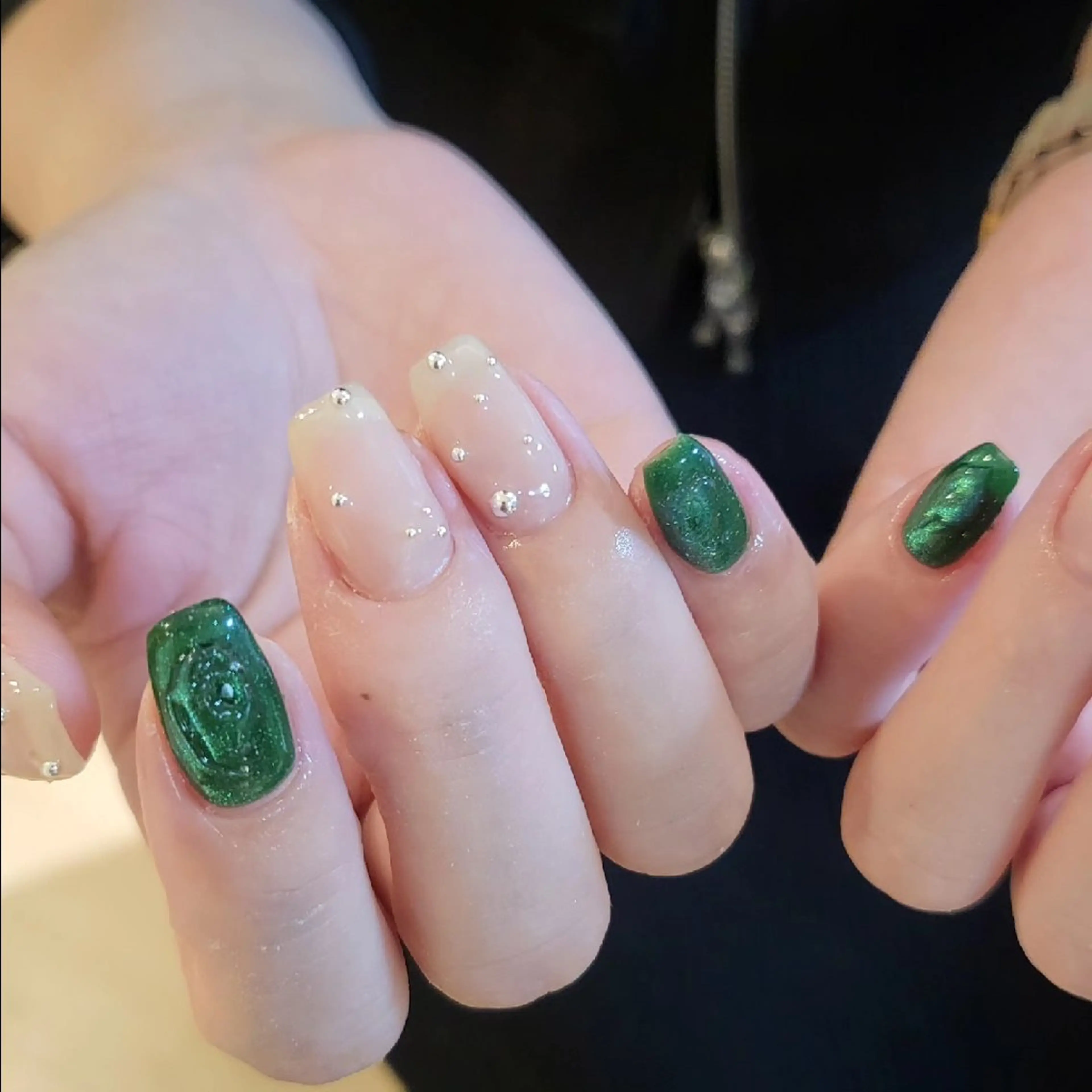 ネイル ハンドネイル ease NAIL SALONのネイルデザイン